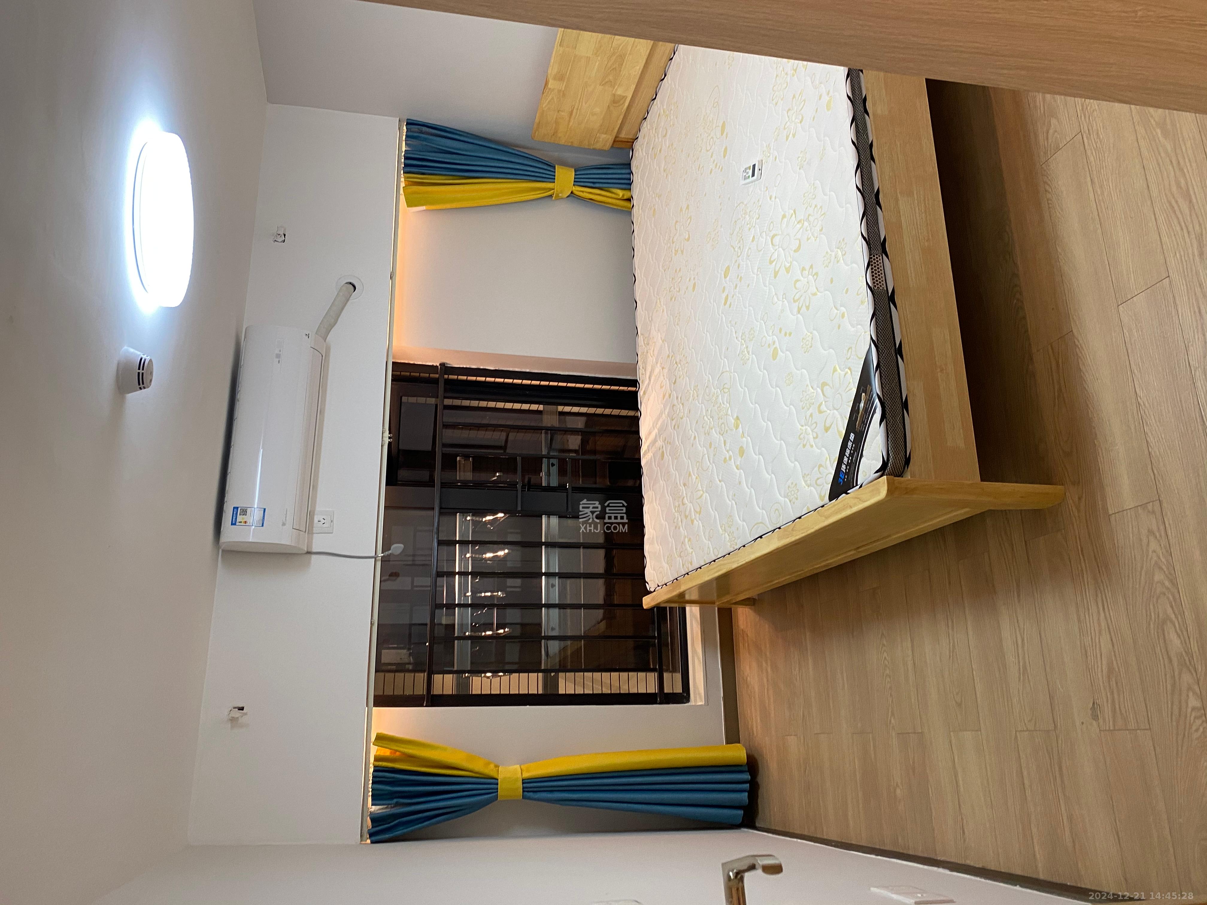 时代年华  3室2厅2卫    2000.0元/月 时代年华  3室2厅2卫    2000.0元/月室内图