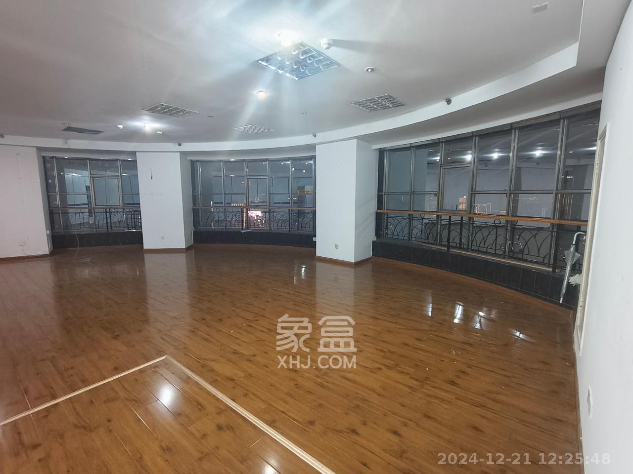 雨花大厦（云海大厦）  3室1厅1卫   7000.00元/月