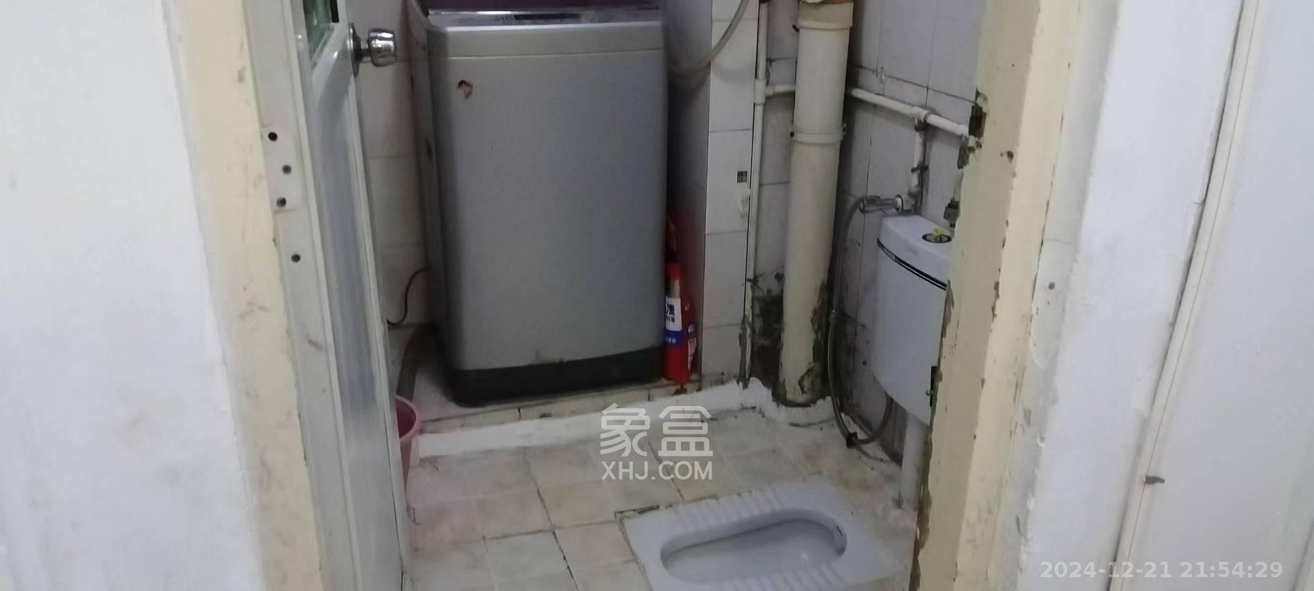 广厦新村  1室2厅1卫   1400.00元/月室内图