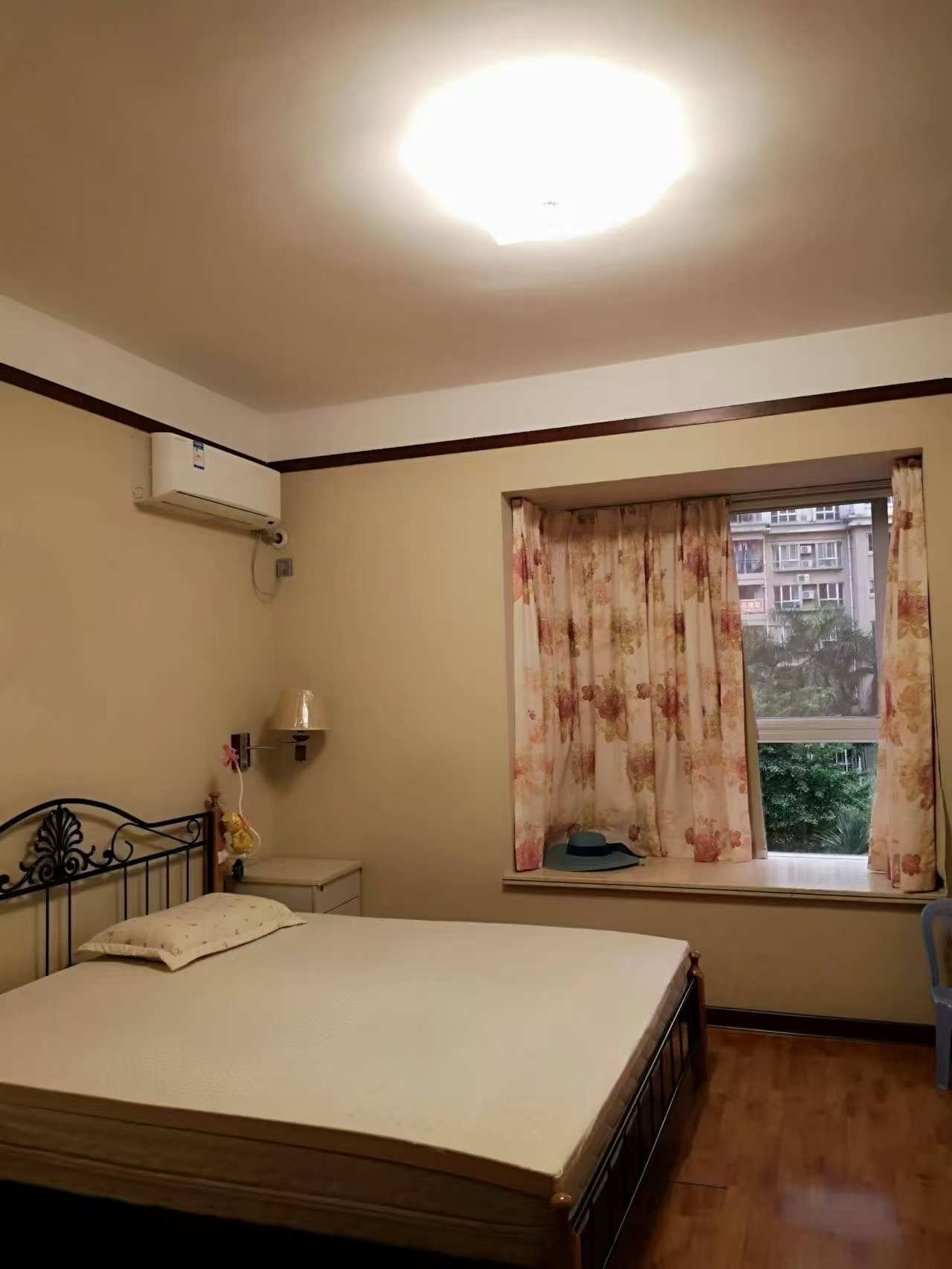 景瑞花园 3室2厅2卫 3300.0元/月 景瑞花园 3室2厅2卫 3300.0元/月室内图