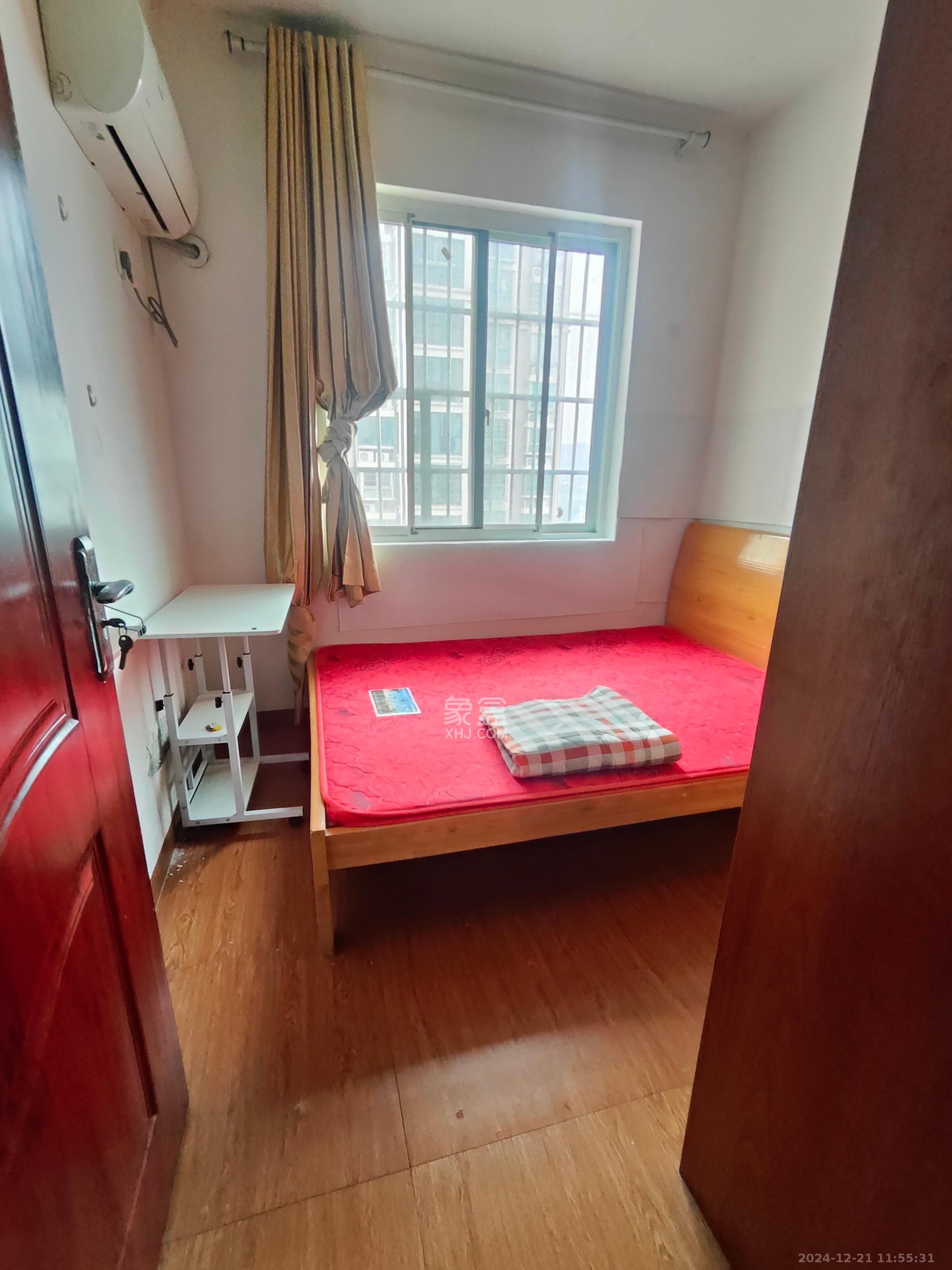 和润园一、二期 2室2厅1卫 1800.0元/月 和润园一、二期 2室2厅1卫 1800.0元/月室内图