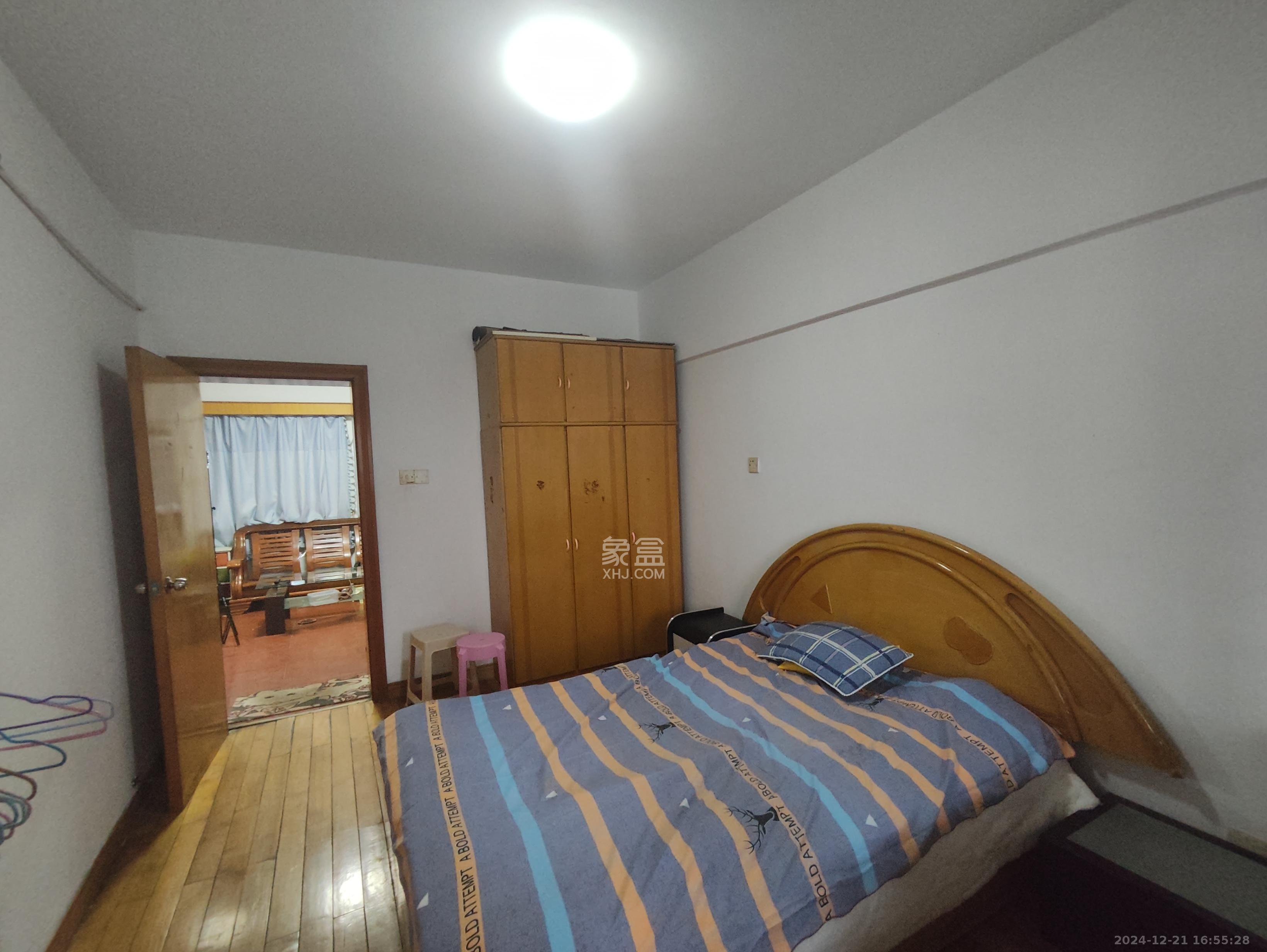 白沙啤酒公寓  2室1厅1卫    1300.0元/月 白沙啤酒公寓  2室1厅1卫    1300.0元/月室内图