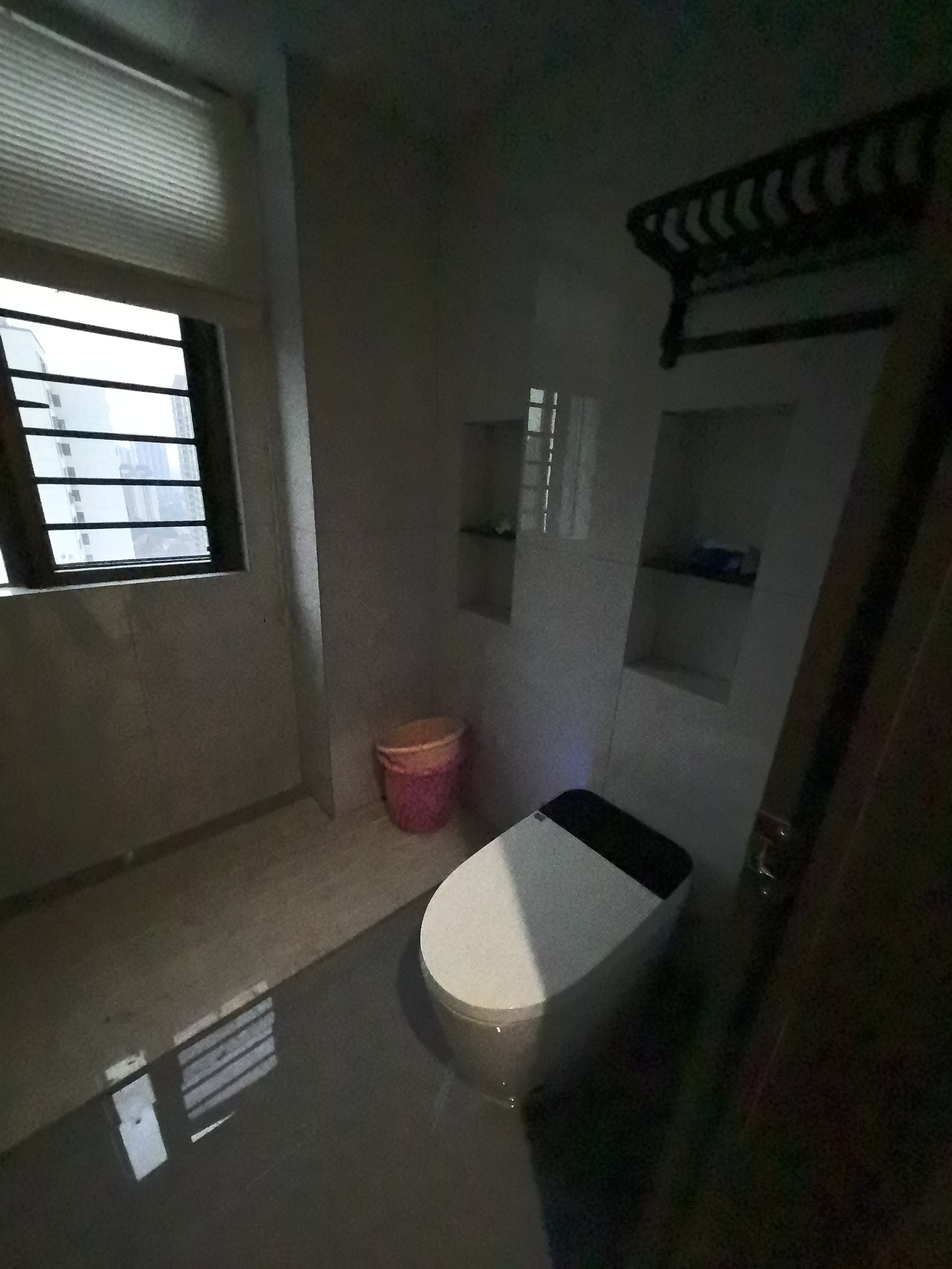 芷兰公馆西区 2室1厅1卫 2000.0元/月 芷兰公馆西区 2室1厅1卫 2000.0元/月室内图