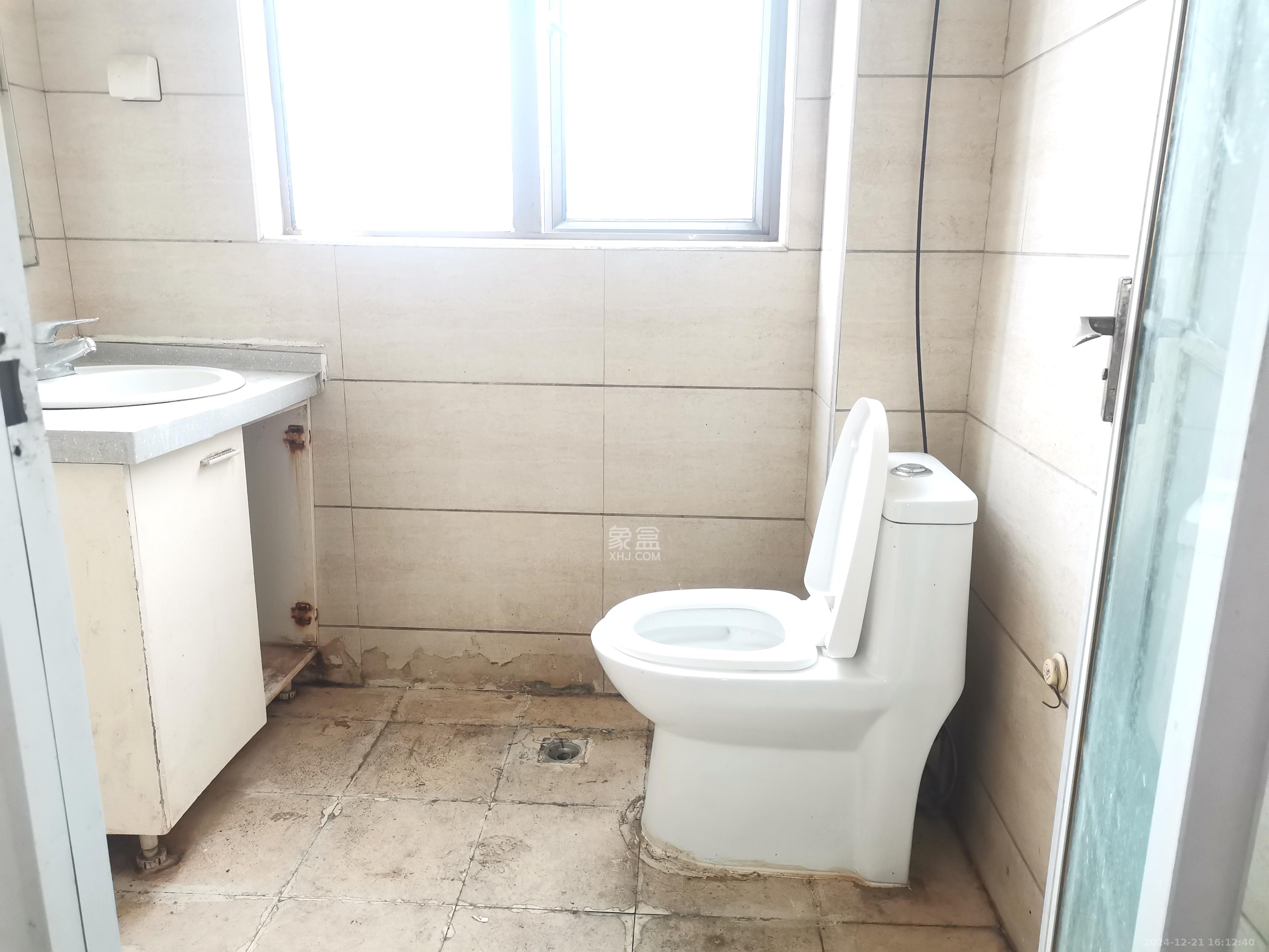 昊天大厦 3室1厅1卫 3200.0元/月 昊天大厦 3室1厅1卫 3200.0元/月室内图