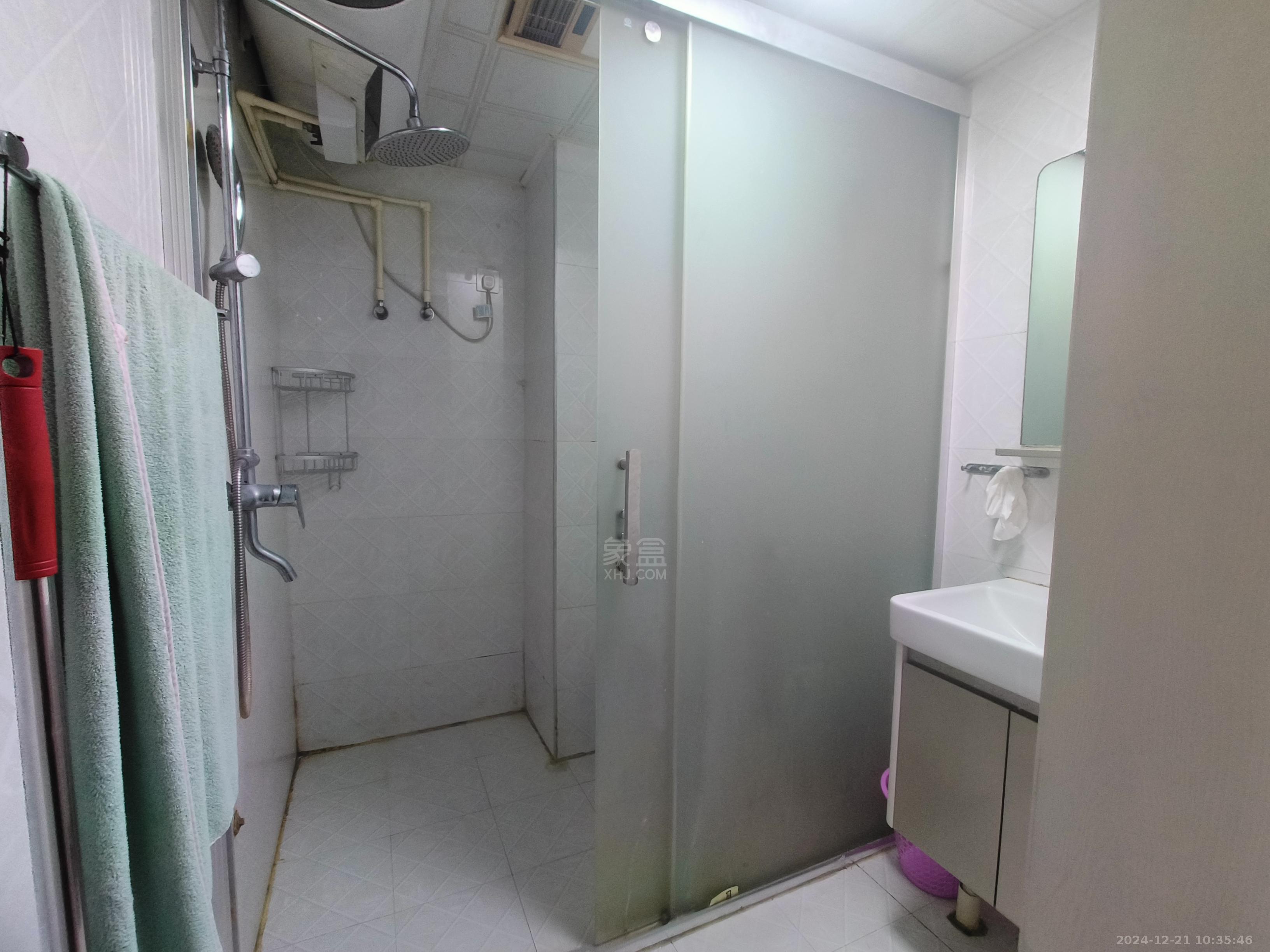 中泰财富湘江 1室1厅1卫 1400.0元/月 中泰财富湘江 1室1厅1卫 1400.0元/月室内图