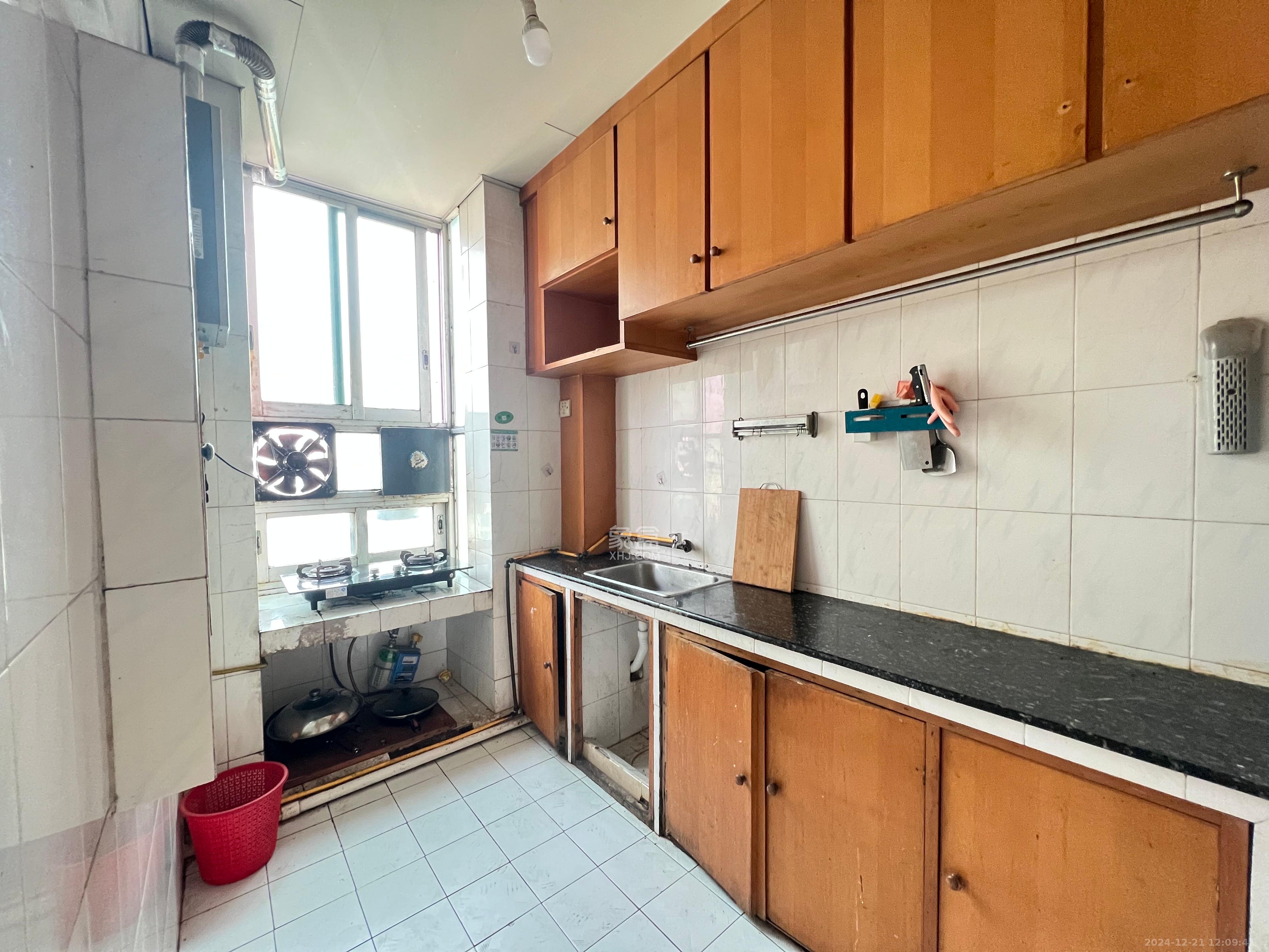 天剑路扫把塘检察院宿舍 3室2厅1卫 1600.0元/月 天剑路扫把塘检察院宿舍 3室2厅1卫 1600.0元/月室内图