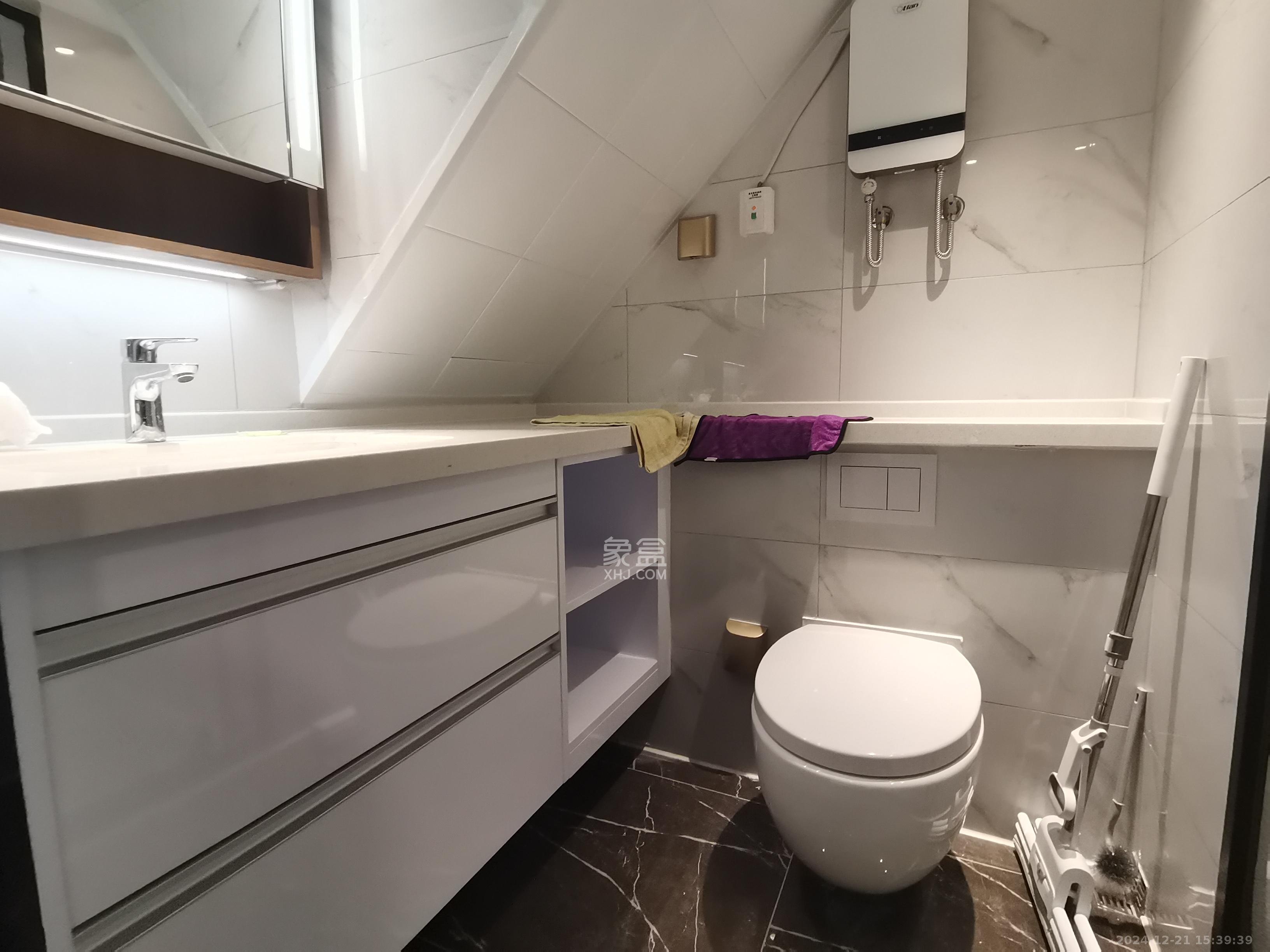 正荣梅溪紫阙台  3室1厅1卫    2500.0元/月 正荣梅溪紫阙台  3室1厅1卫    2500.0元/月室内图