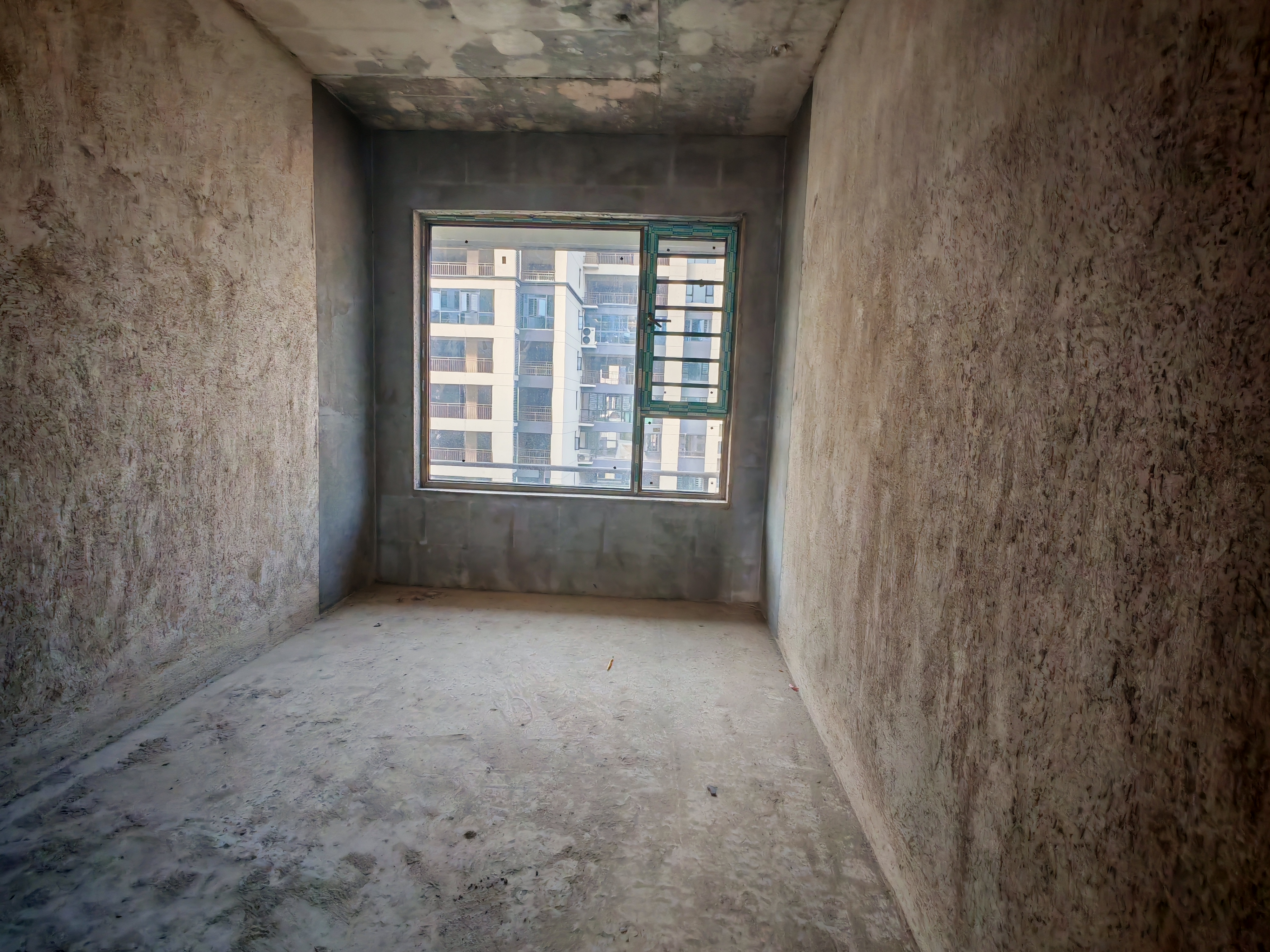 青春里-铂樾府 5室2厅2卫 185.0万 青春里-铂樾府 5室2厅2卫 185.0万客厅