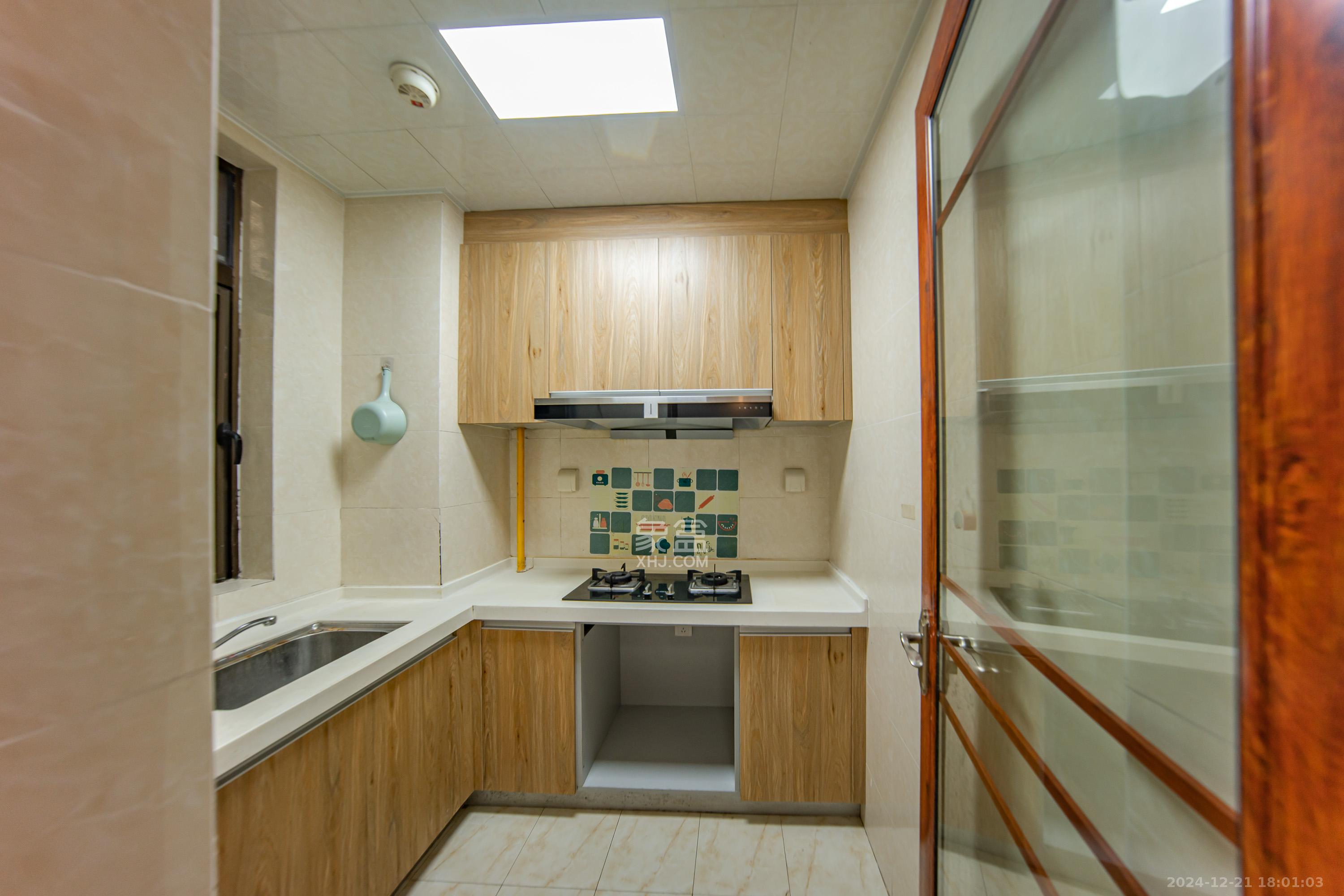 江山帝景哈佛  1室1厅1卫    1800.0元/月户型图