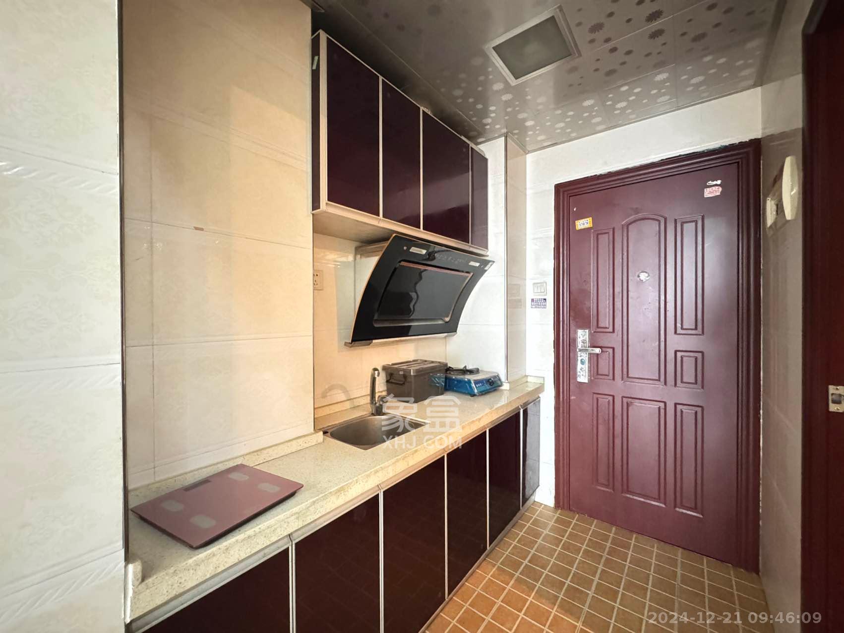 远能锦座(远能水岸金座) 1室1厅1卫 1400.0元/月 远能锦座(远能水岸金座) 1室1厅1卫 1400.0元/月室内图