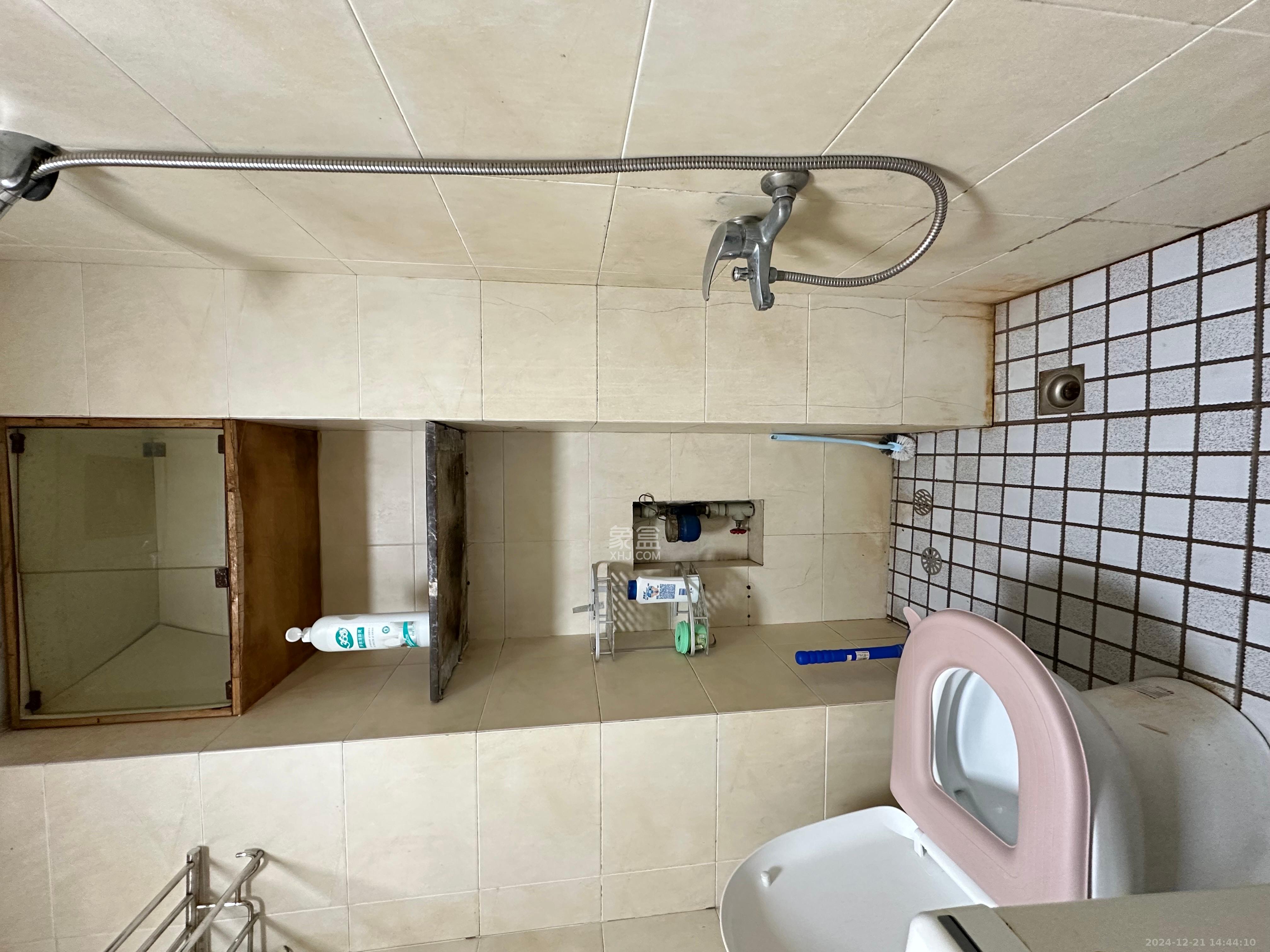 四季美景一、二期 1室0厅0卫 1200.0元/月 四季美景一、二期 1室0厅0卫 1200.0元/月室内图