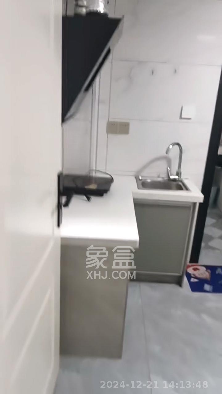 金南家园三期 1室1厅1卫 1300.0元/月 金南家园三期 1室1厅1卫 1300.0元/月室内图