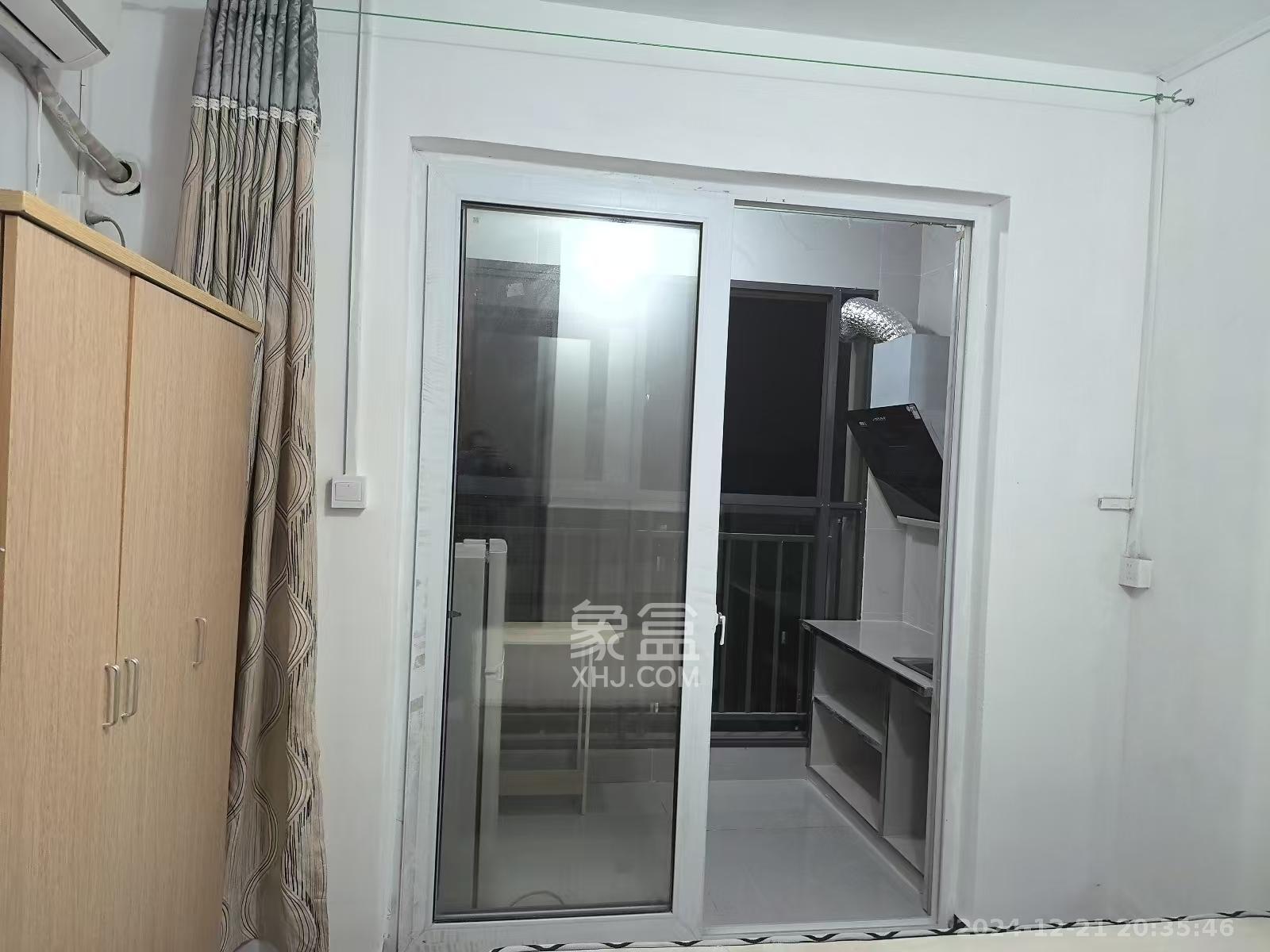 绿地新都会 1室0厅1卫 800.0元/月 绿地新都会 1室0厅1卫 800.0元/月室内图