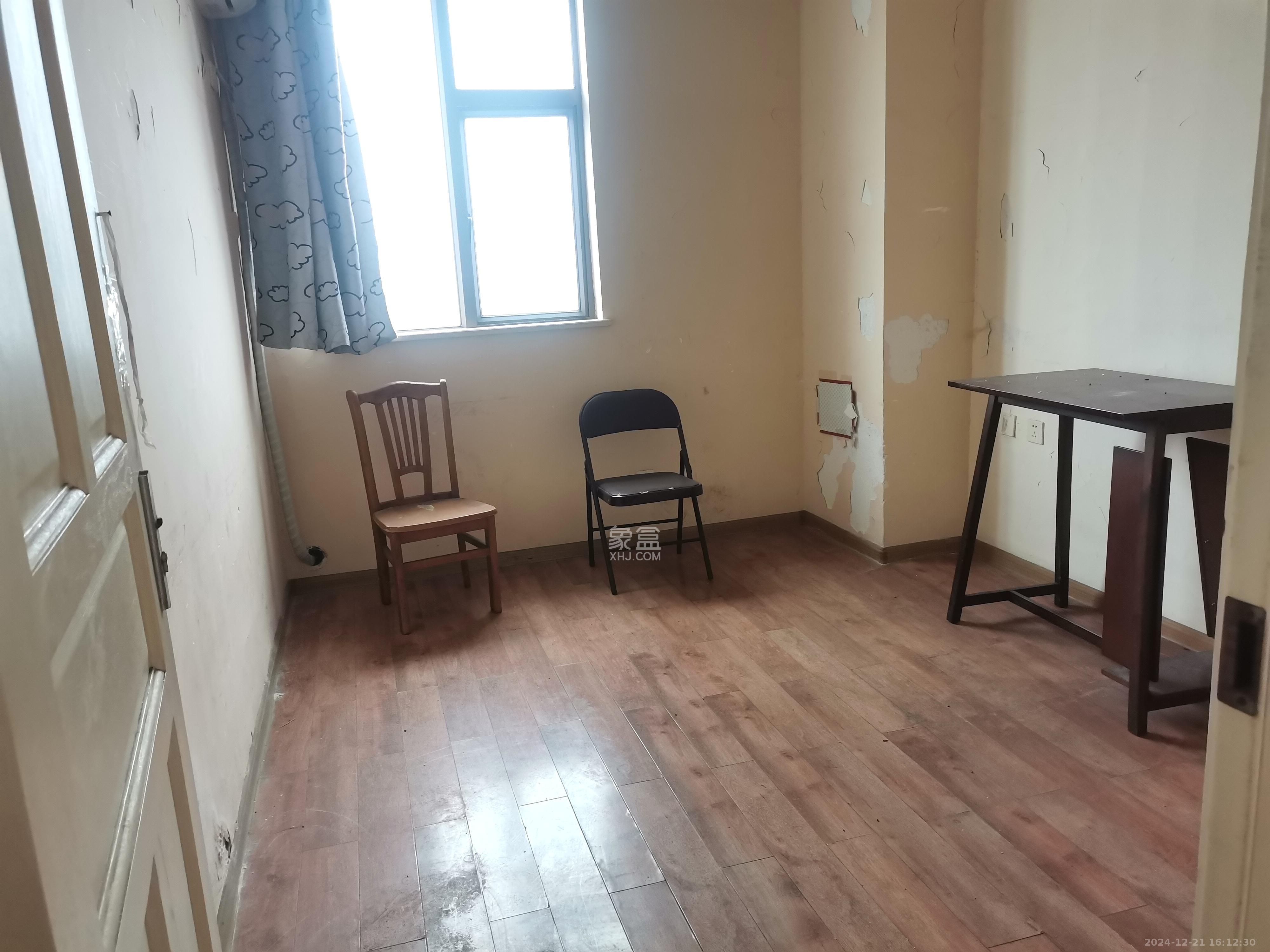 昊天大厦 3室1厅1卫 3200.0元/月 昊天大厦 3室1厅1卫 3200.0元/月室内图