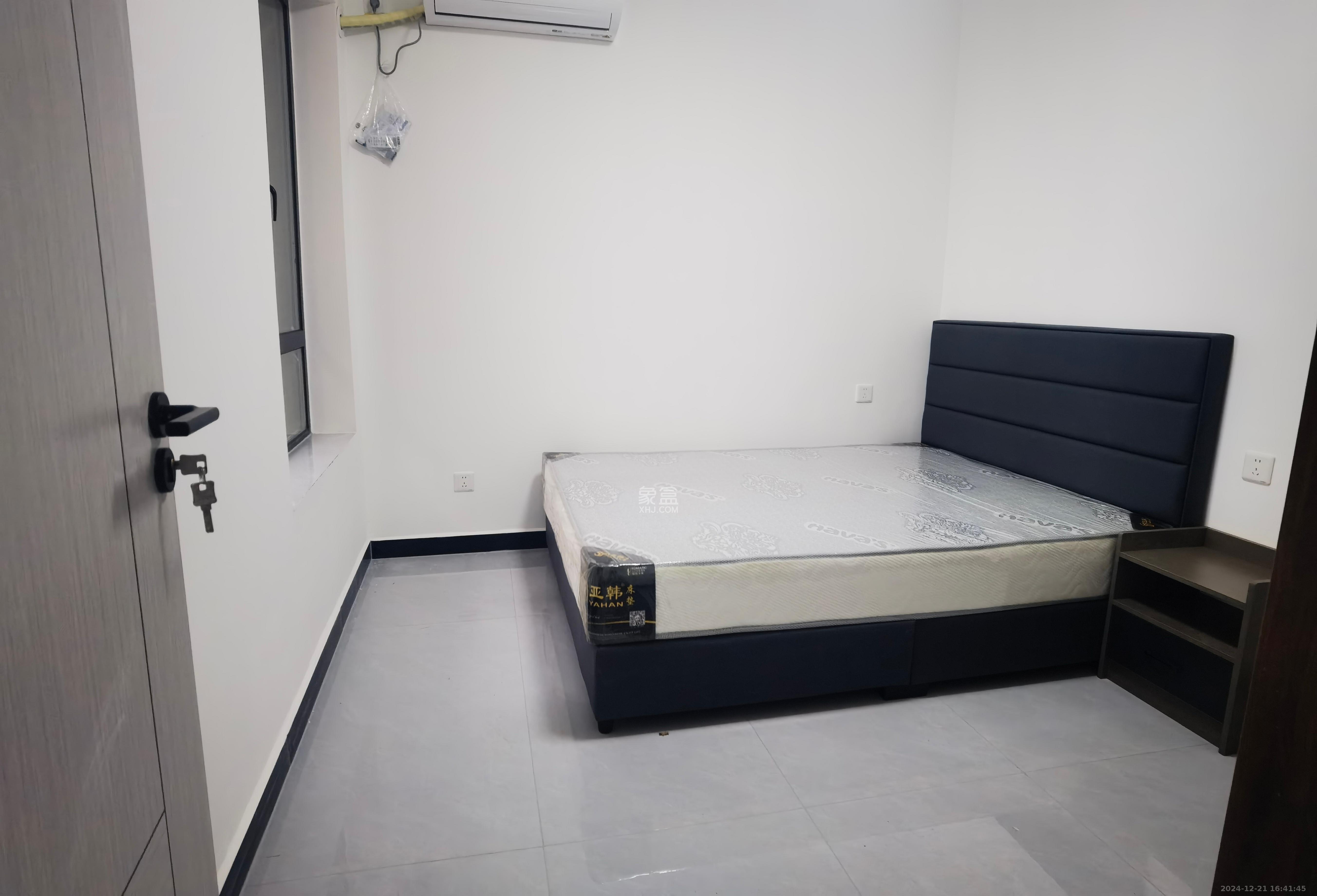 华润橡树湾 3室2厅1卫 2400.0元/月 华润橡树湾 3室2厅1卫 2400.0元/月室内图