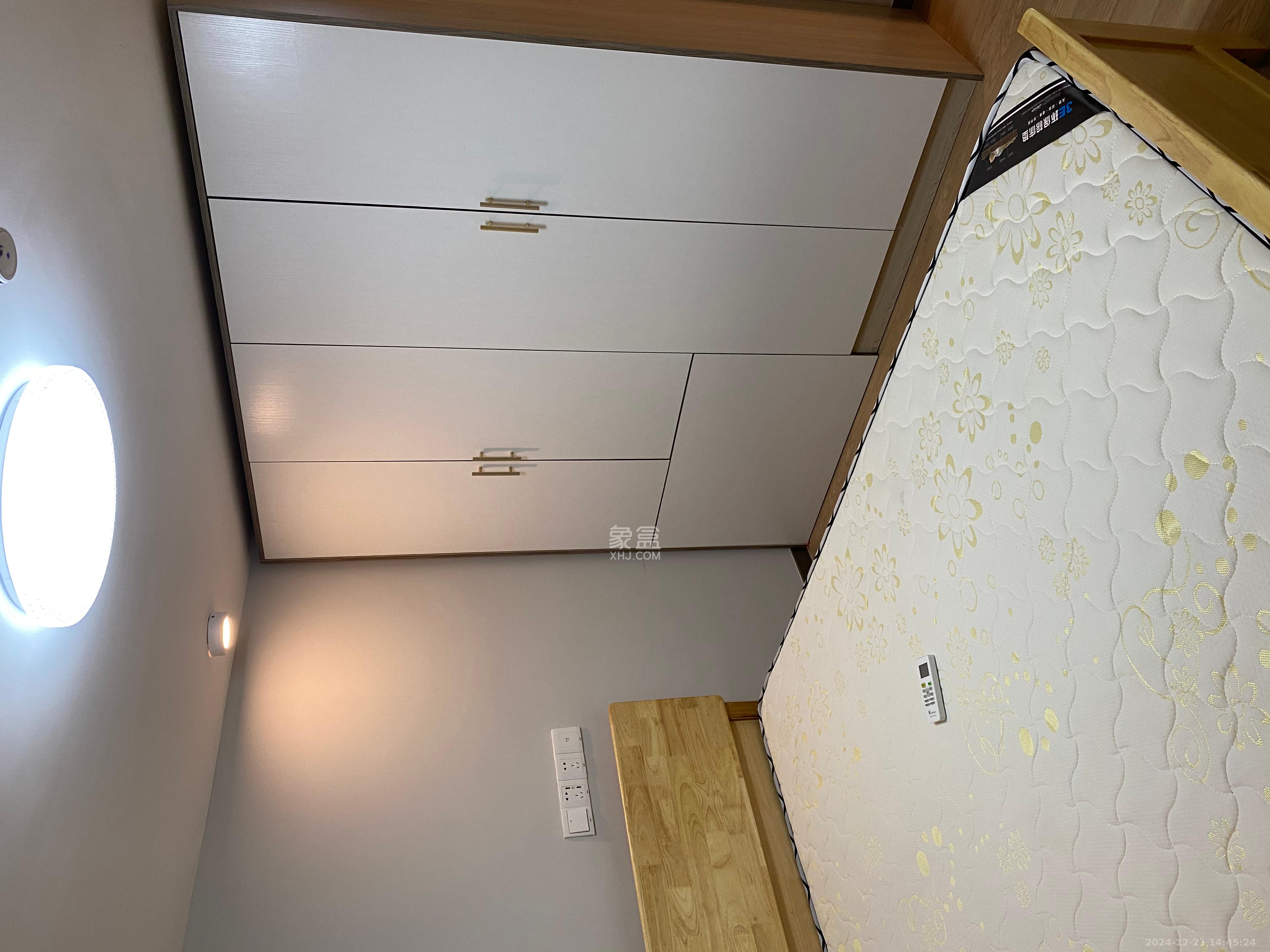 时代年华  3室2厅2卫    2000.0元/月 时代年华  3室2厅2卫    2000.0元/月室内图