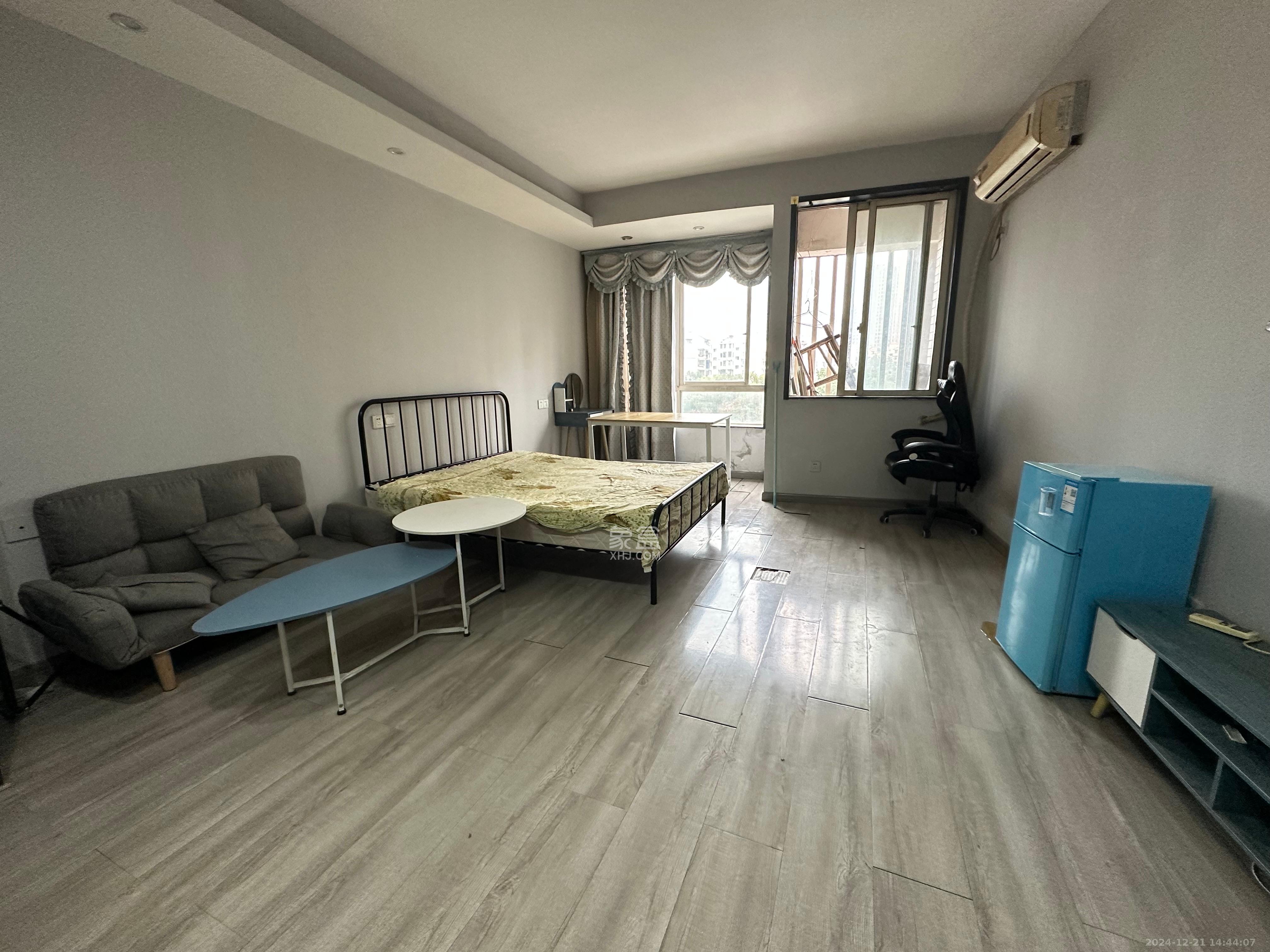 四季美景一、二期 1室0厅0卫 1200.0元/月 四季美景一、二期 1室0厅0卫 1200.0元/月室内图