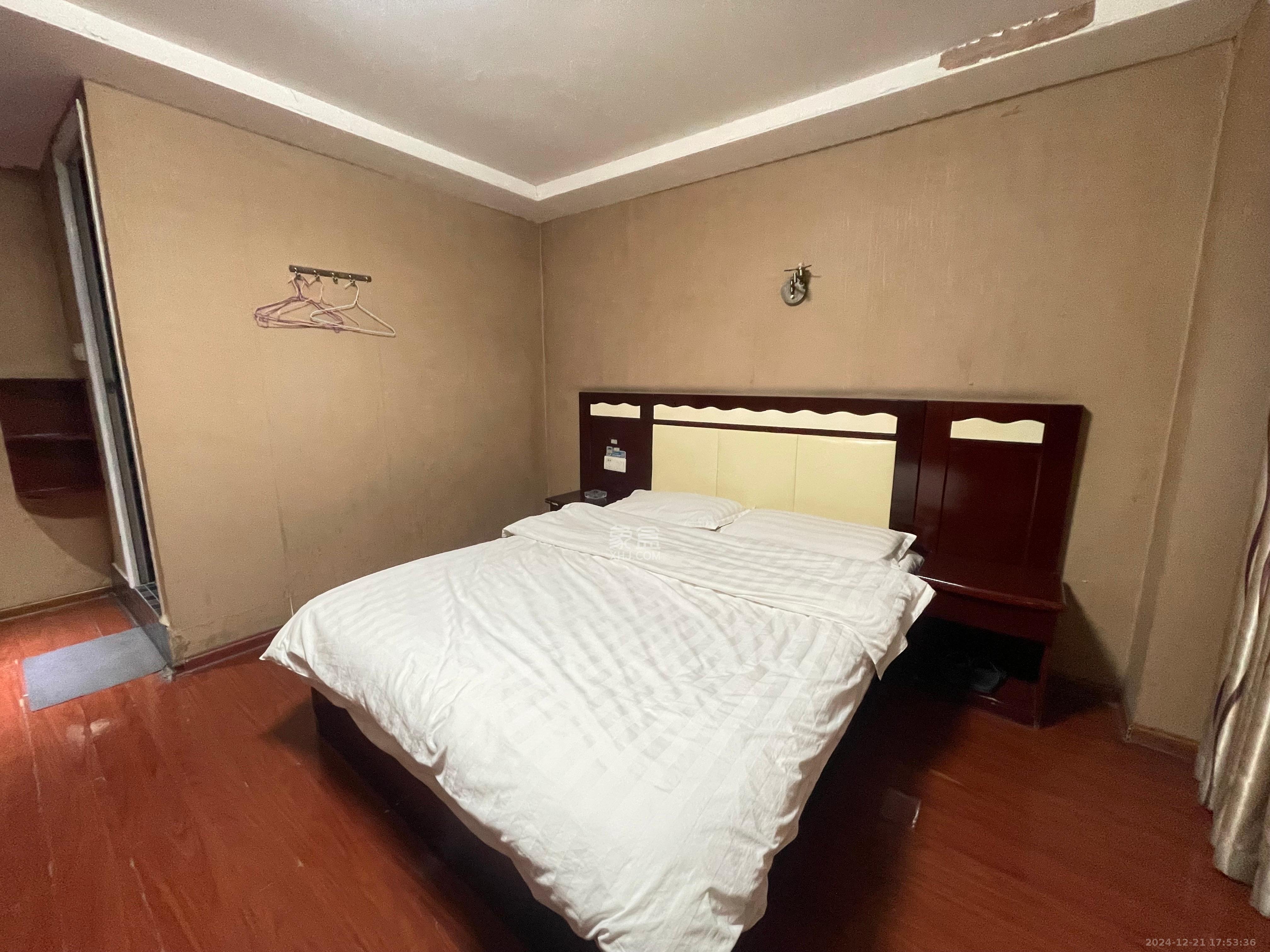 高桥火焰市场 1室0厅1卫 1000.0元/月 高桥火焰市场 1室0厅1卫 1000.0元/月室内图