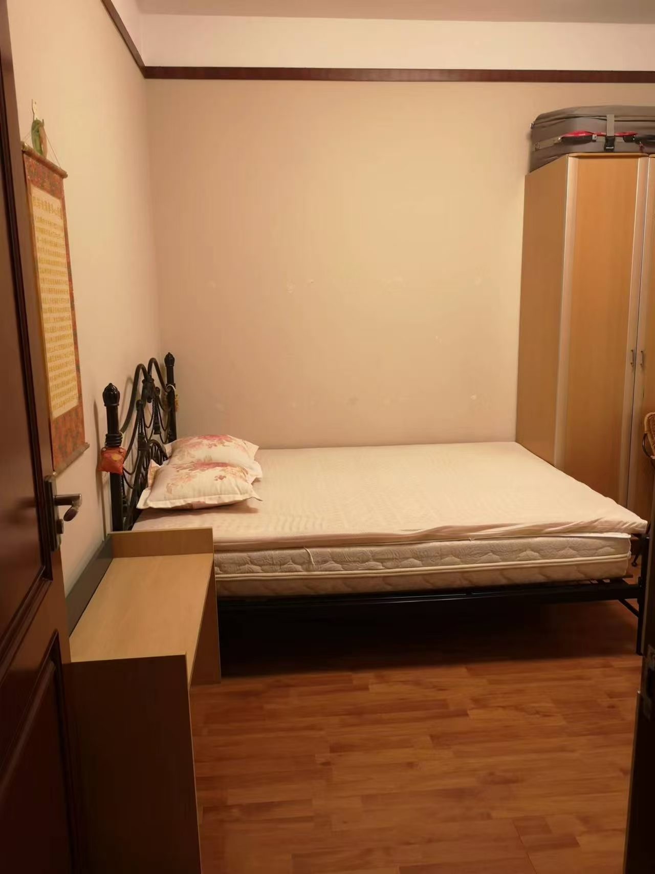 景瑞花园 3室2厅2卫 3300.0元/月 景瑞花园 3室2厅2卫 3300.0元/月室内图