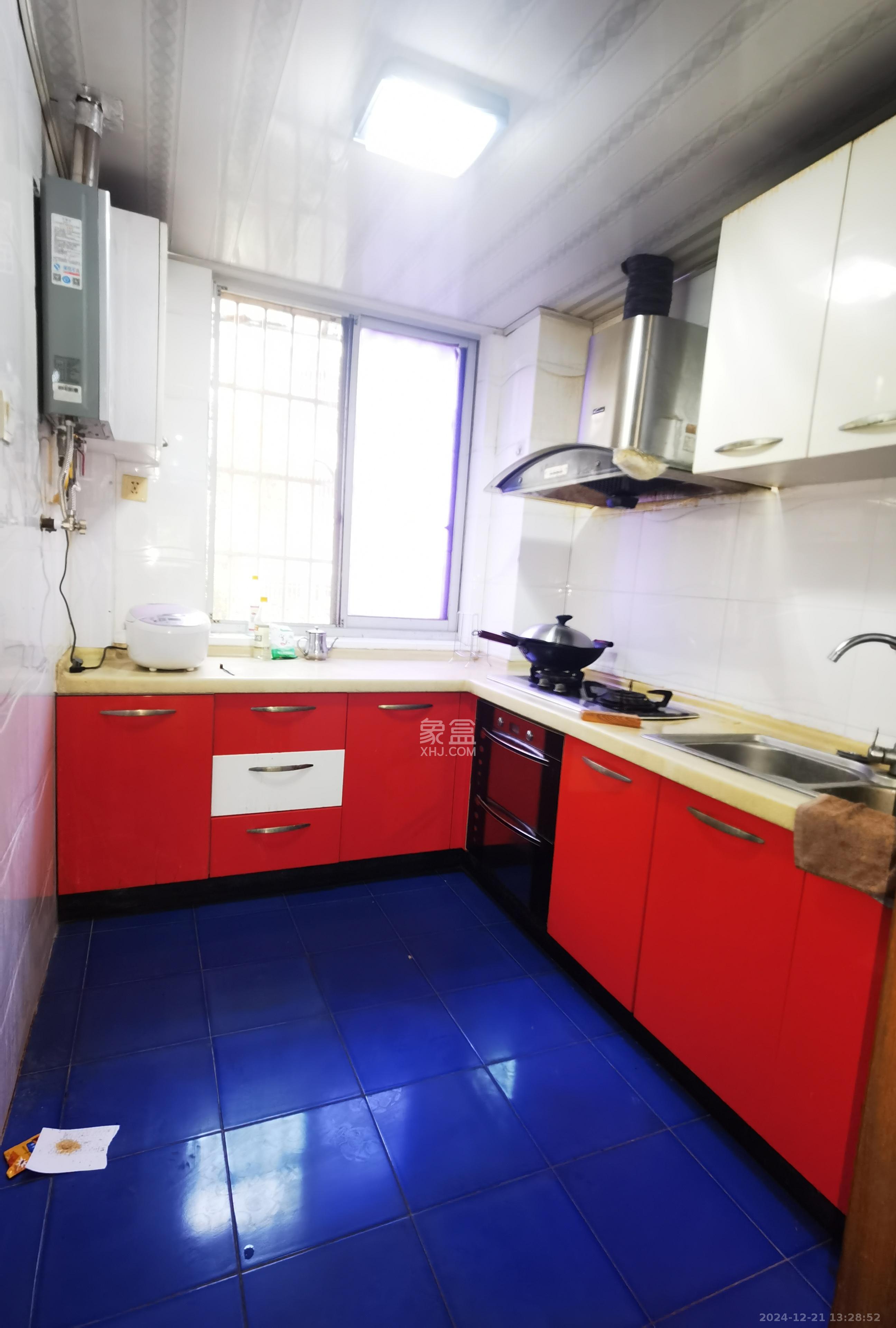 佳园星城 3室2厅1卫 1800.0元/月 佳园星城 3室2厅1卫 1800.0元/月室内图