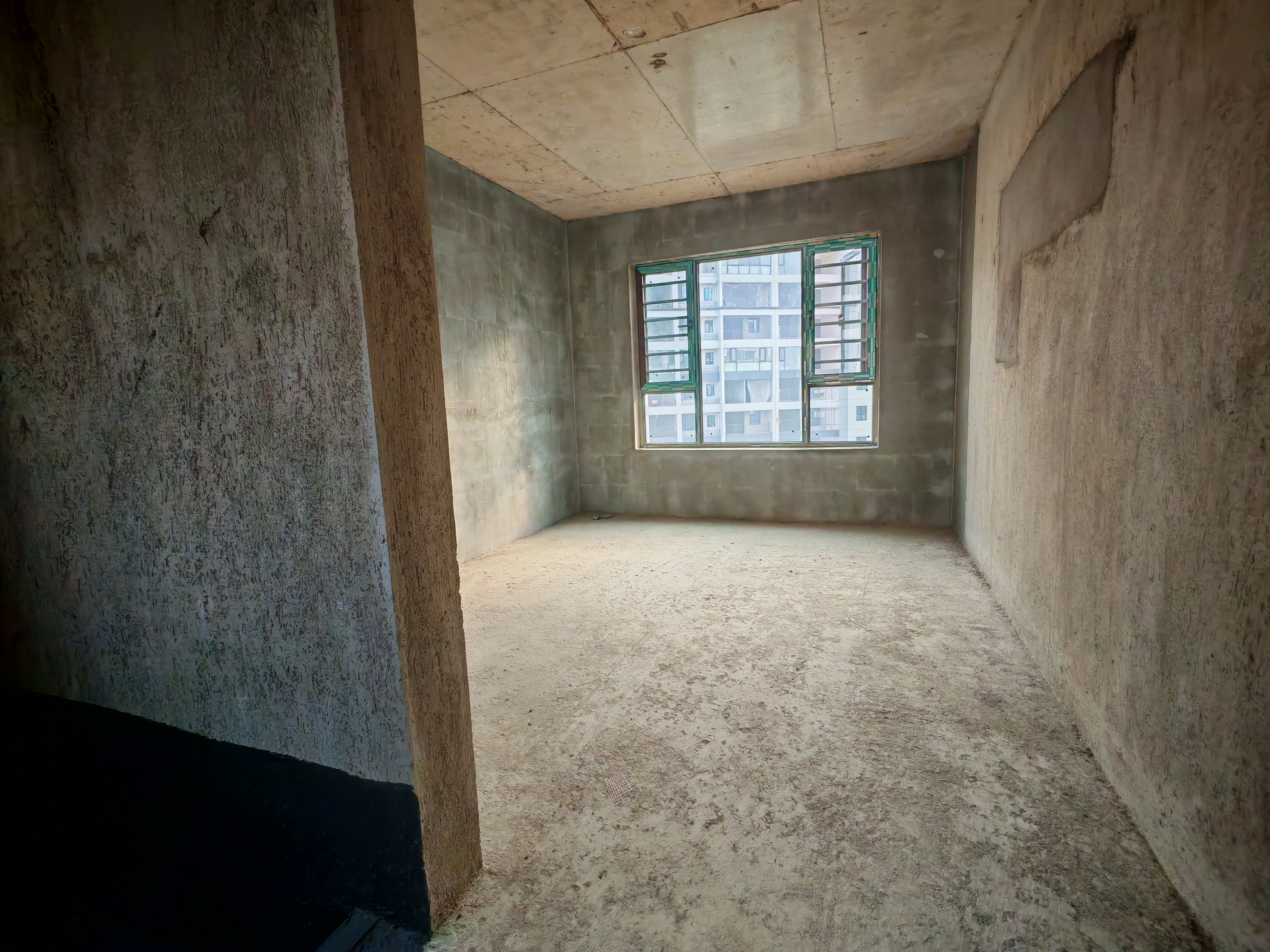 青春里-铂樾府 5室2厅2卫 185.0万 青春里-铂樾府 5室2厅2卫 185.0万客厅