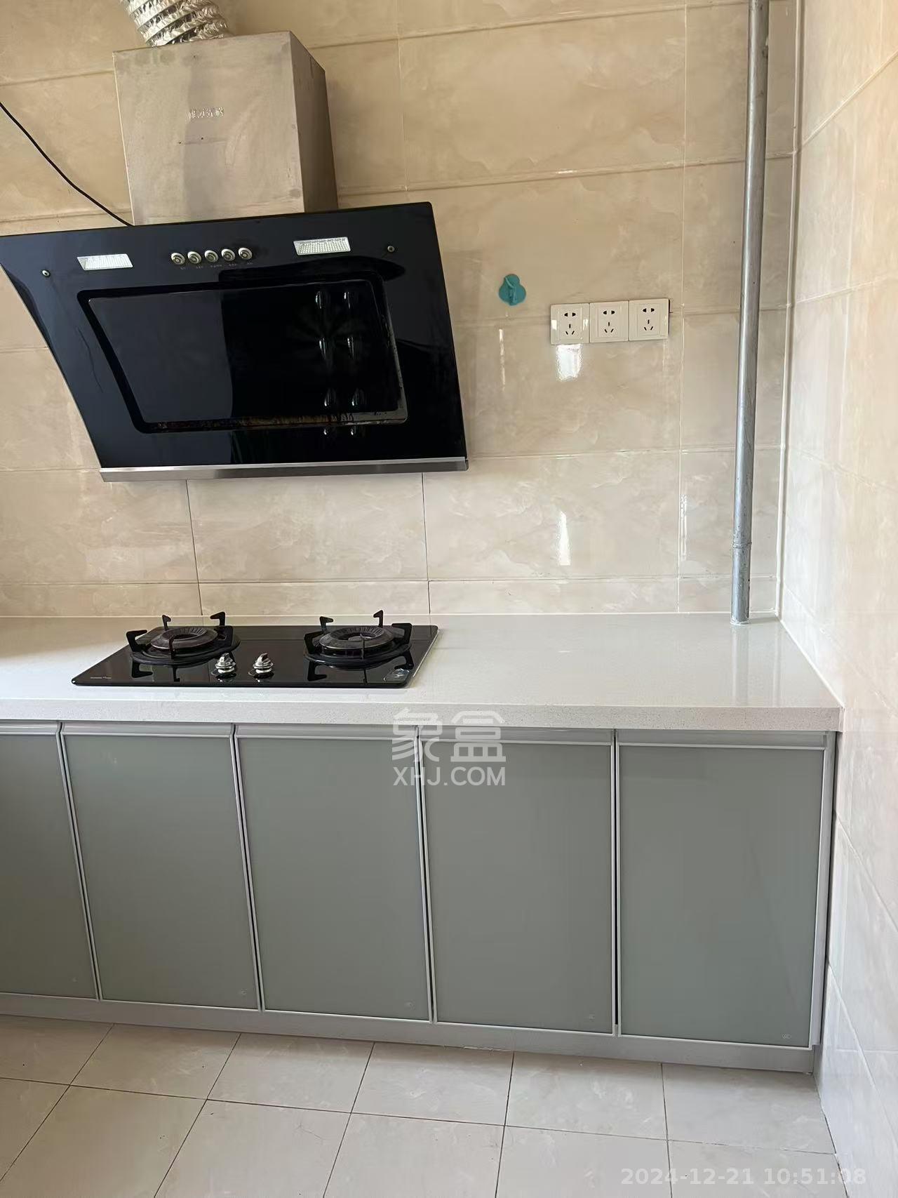 万里时代  3室2厅1卫    3000.0元/月室内图