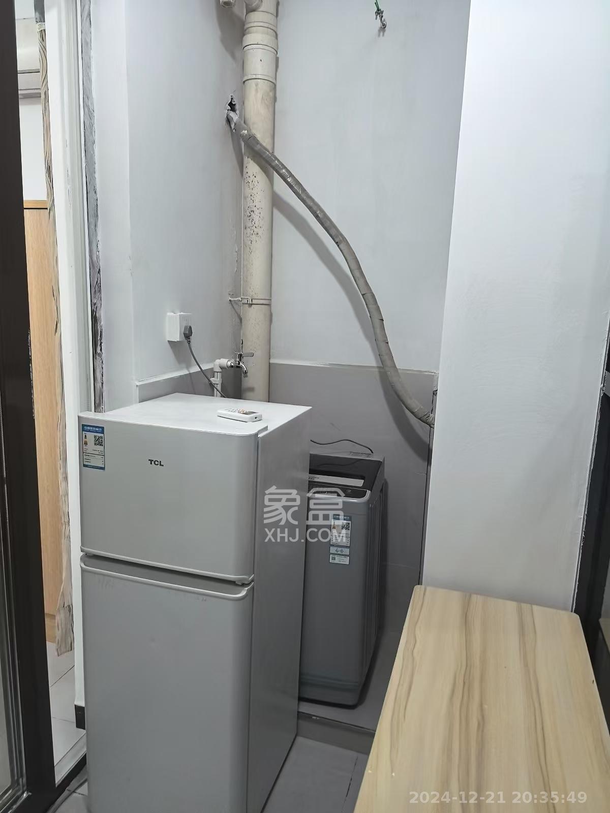 绿地新都会 1室0厅1卫 800.0元/月 绿地新都会 1室0厅1卫 800.0元/月室内图