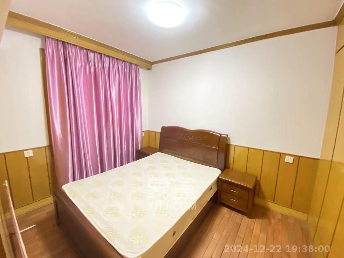 向韶村 2室1厅1卫 2400.0元/月 向韶村 2室1厅1卫 2400.0元/月室内图