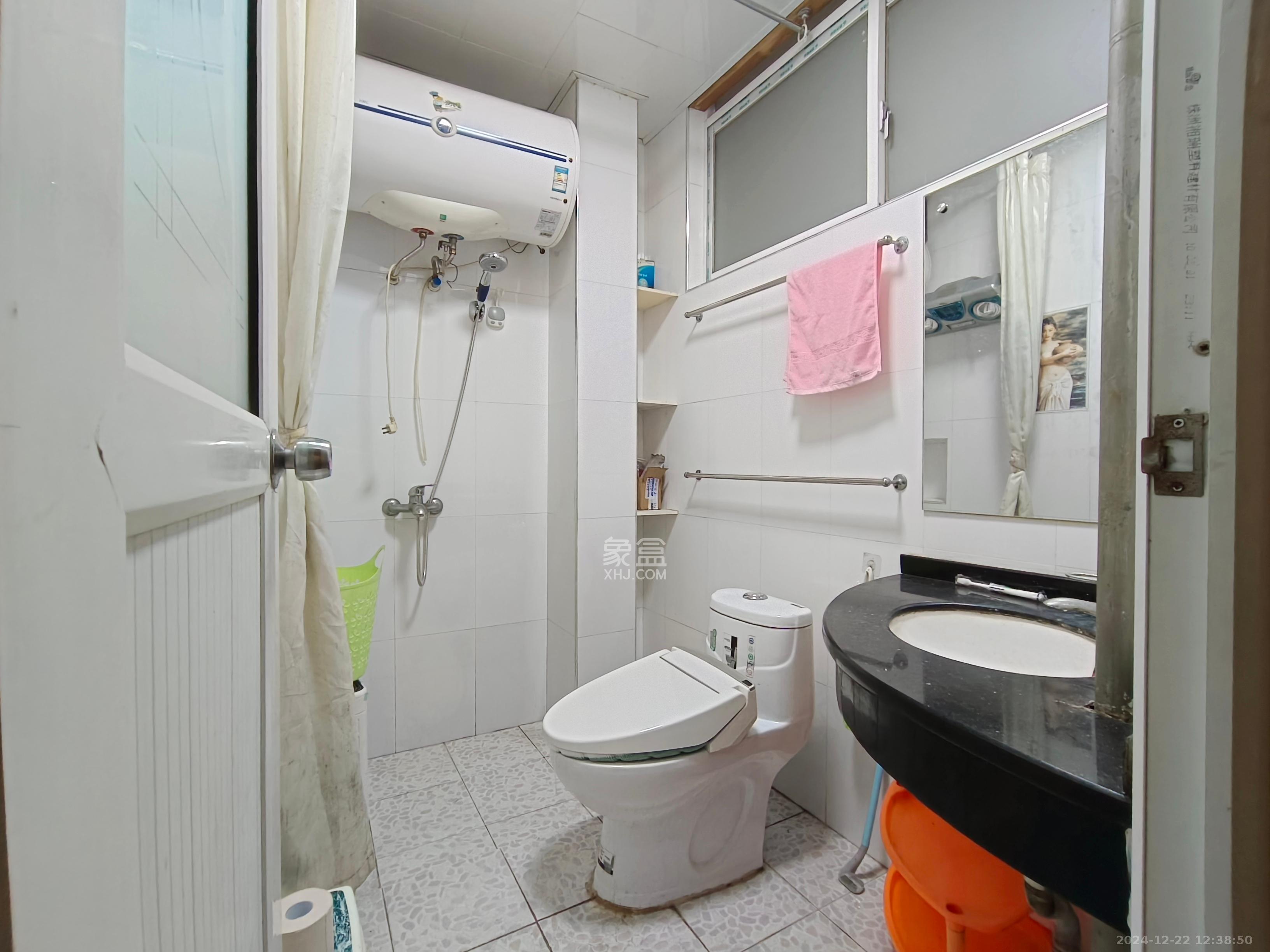 含浦家苑  6室2厅3卫   3200.00元/月室内图
