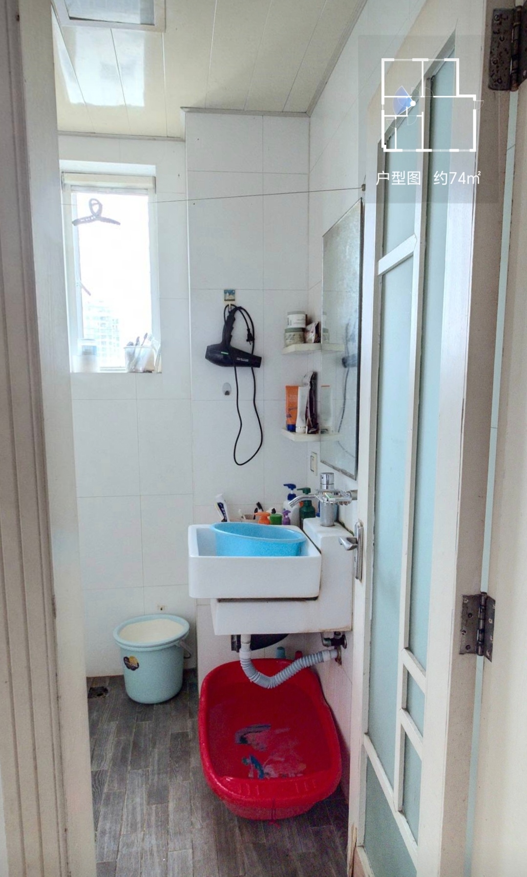 蔚兰天成 2室2厅1卫 90.0万 蔚兰天成 2室2厅1卫 90.0万客厅