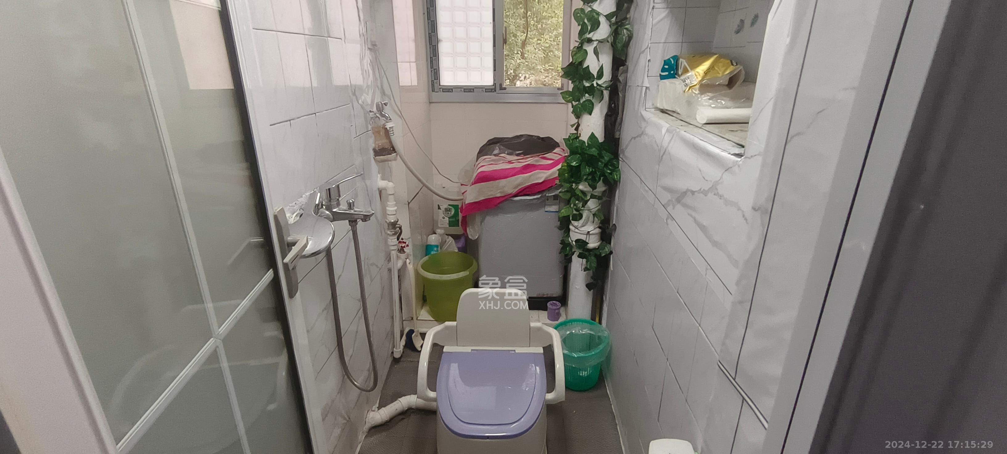 轻工小区（湖南轻工研究院宿舍）  2室2厅1卫   2000.00元/月室内图