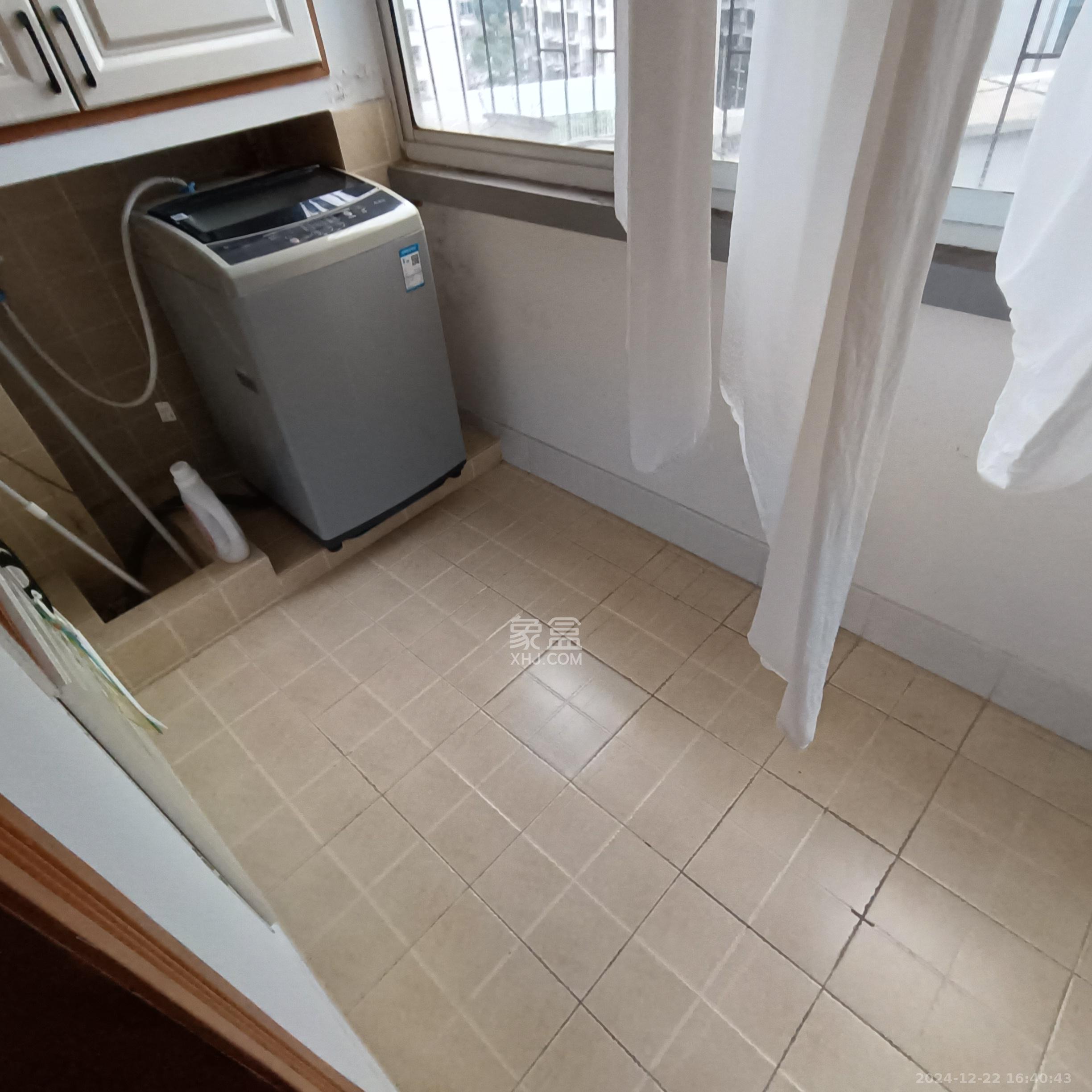 劳动路380号（建设银行宿舍）  1室2厅1卫   3000.00元/月室内图
