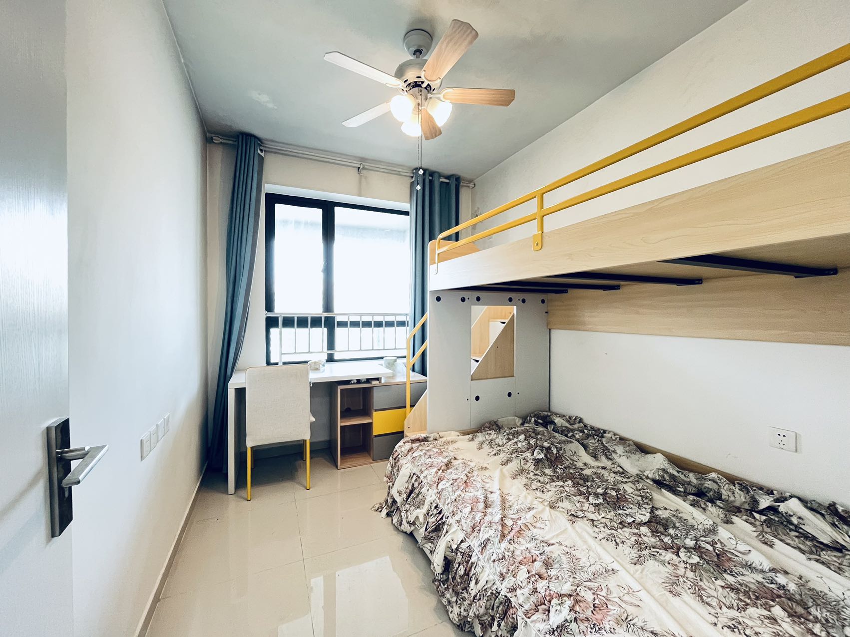 天地凤凰城 2室2厅1卫 117.0万 天地凤凰城 2室2厅1卫 117.0万室内图