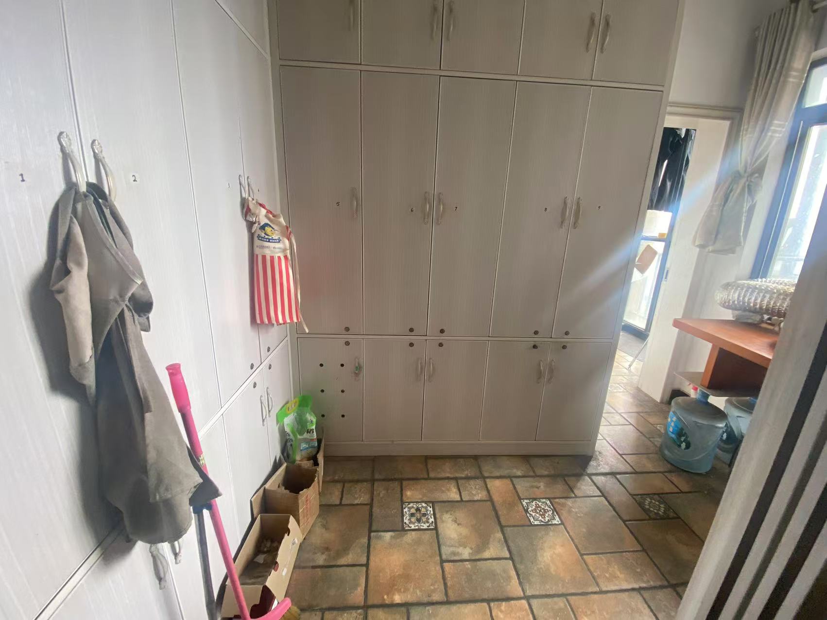 华晨御园 3室2厅2卫 74.8万 华晨御园 3室2厅2卫 74.8万室内图