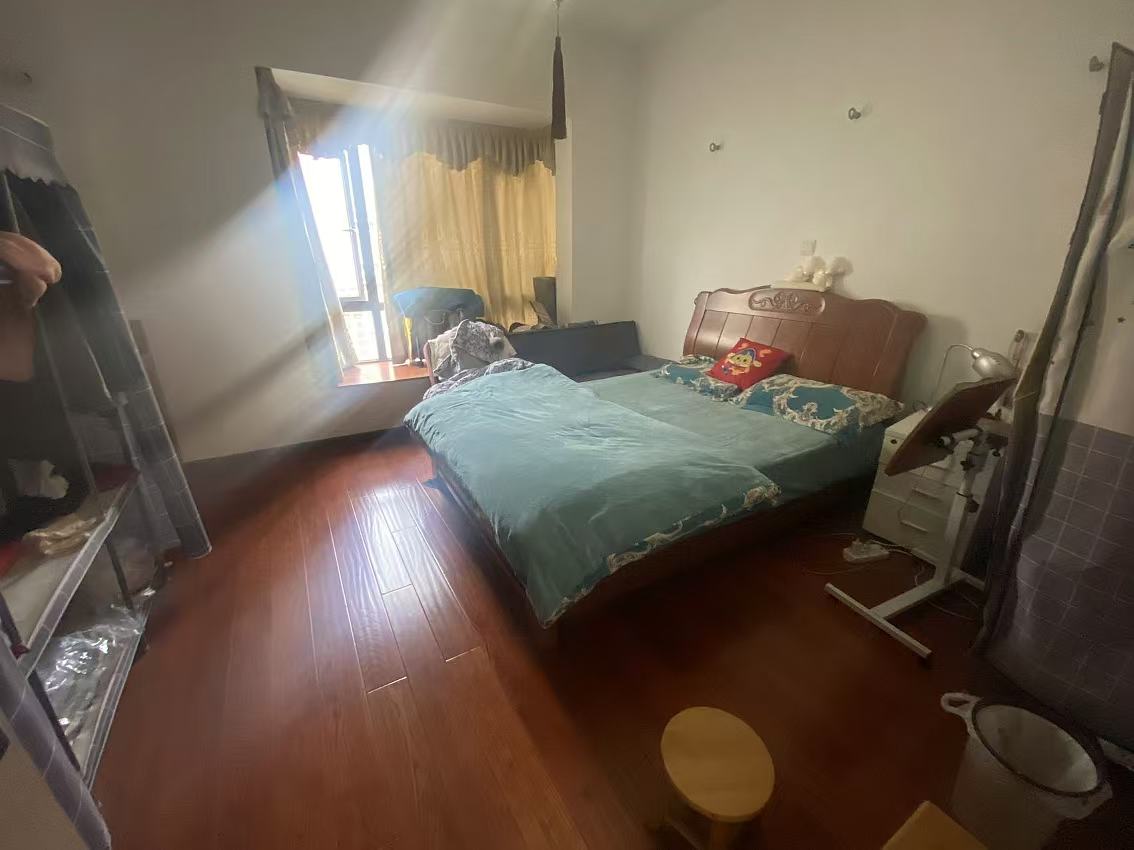 华晨御园 3室2厅2卫 74.8万 华晨御园 3室2厅2卫 74.8万室内图