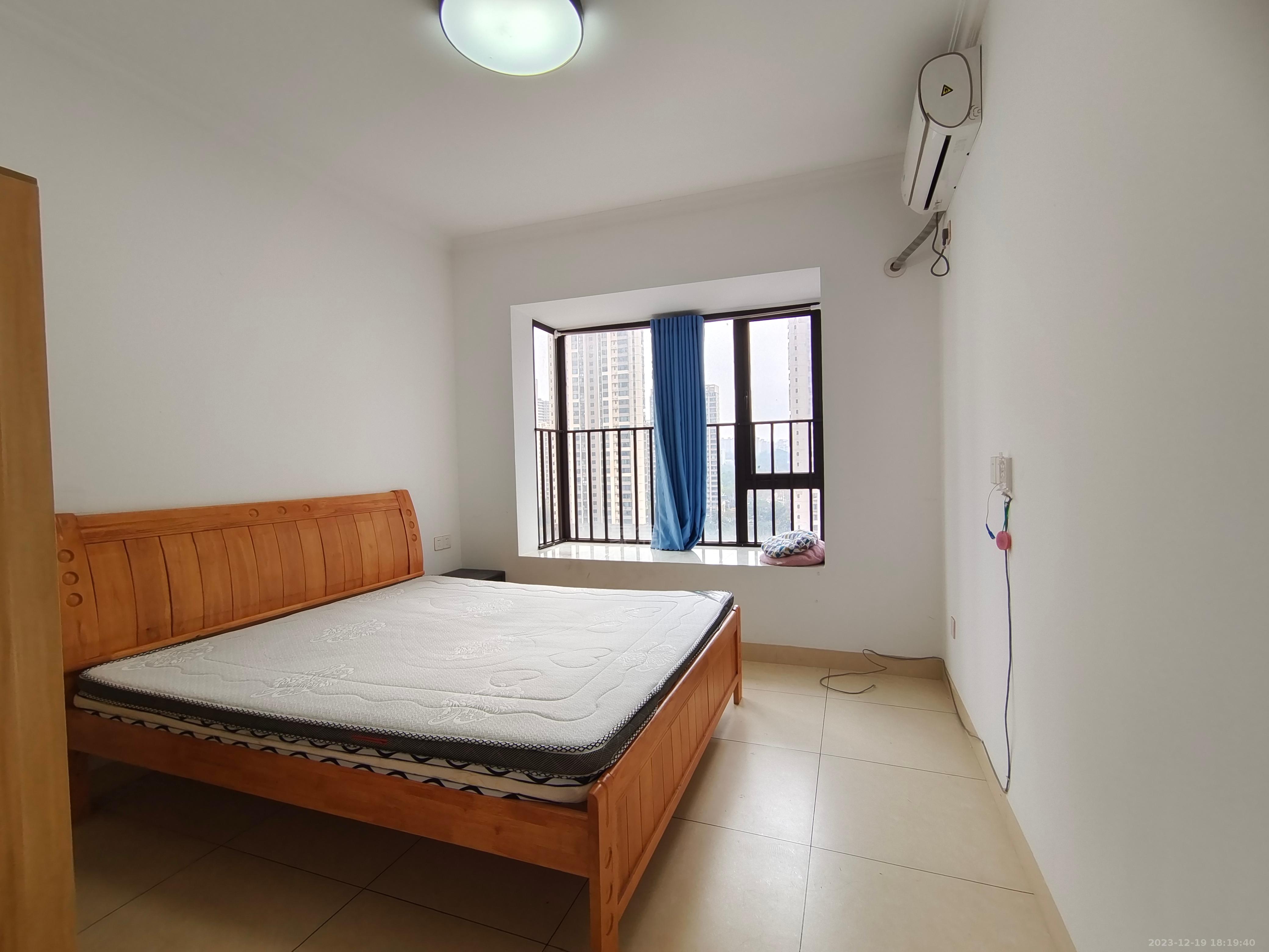 蓝溪谷 3室2厅2卫 65.0万 蓝溪谷 3室2厅2卫 65.0万室内图