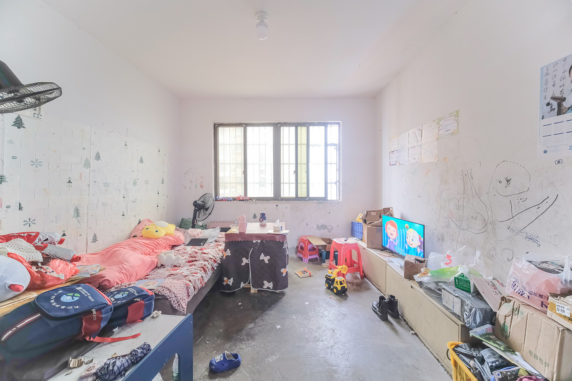 水渡家园 3室1厅1卫 42.0万 水渡家园 3室1厅1卫 42.0万客厅