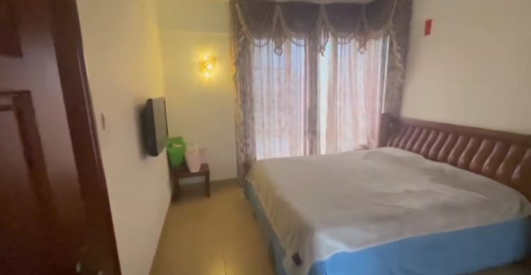 万花坊 4室2厅2卫 249.0万 万花坊 4室2厅2卫 249.0万室内图