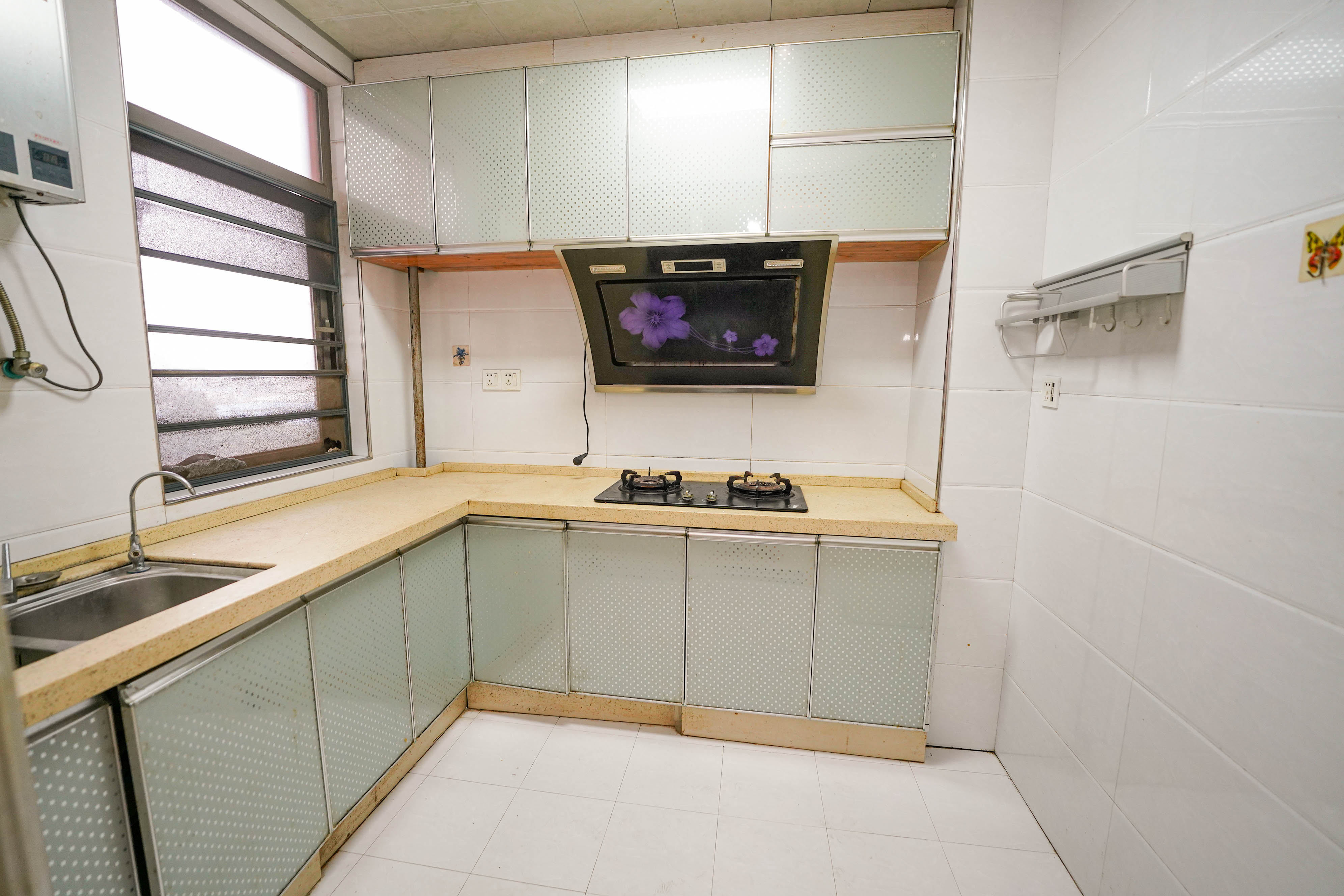 幸福庄园  3室2厅2卫   67.00万其他