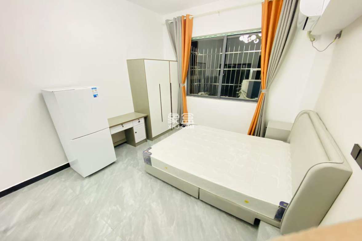 阳光花园  1室1厅1卫    1500.0元/月 阳光花园  1室1厅1卫    1500.0元/月室内图