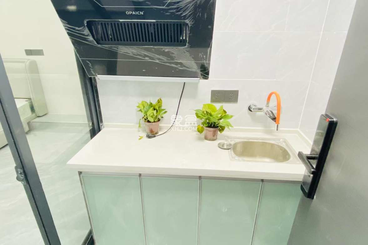 阳光花园  1室1厅1卫    1500.0元/月 阳光花园  1室1厅1卫    1500.0元/月室内图