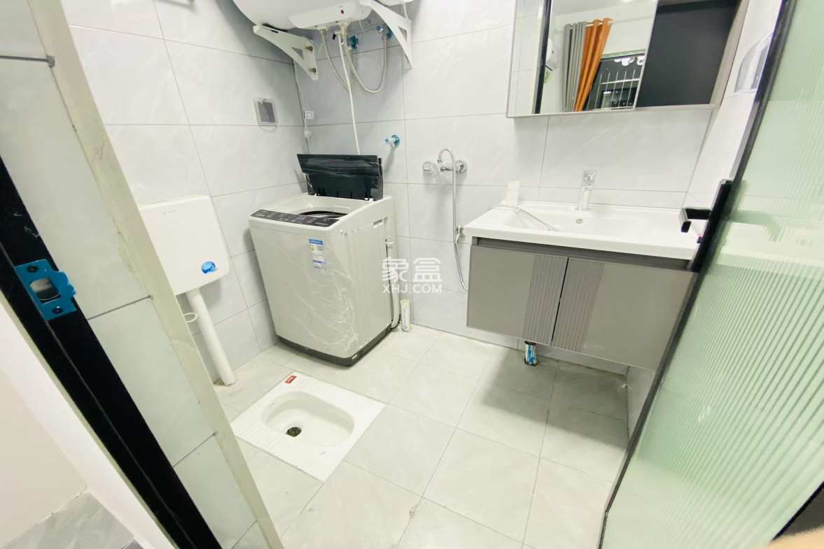 阳光花园  1室1厅1卫    1500.0元/月 阳光花园  1室1厅1卫    1500.0元/月室内图