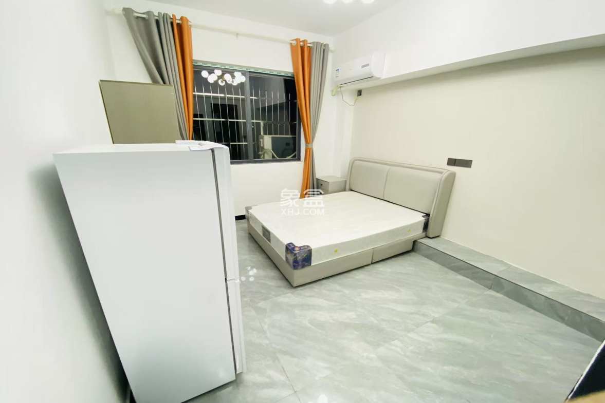 阳光花园  1室1厅1卫    1500.0元/月 阳光花园  1室1厅1卫    1500.0元/月室内图