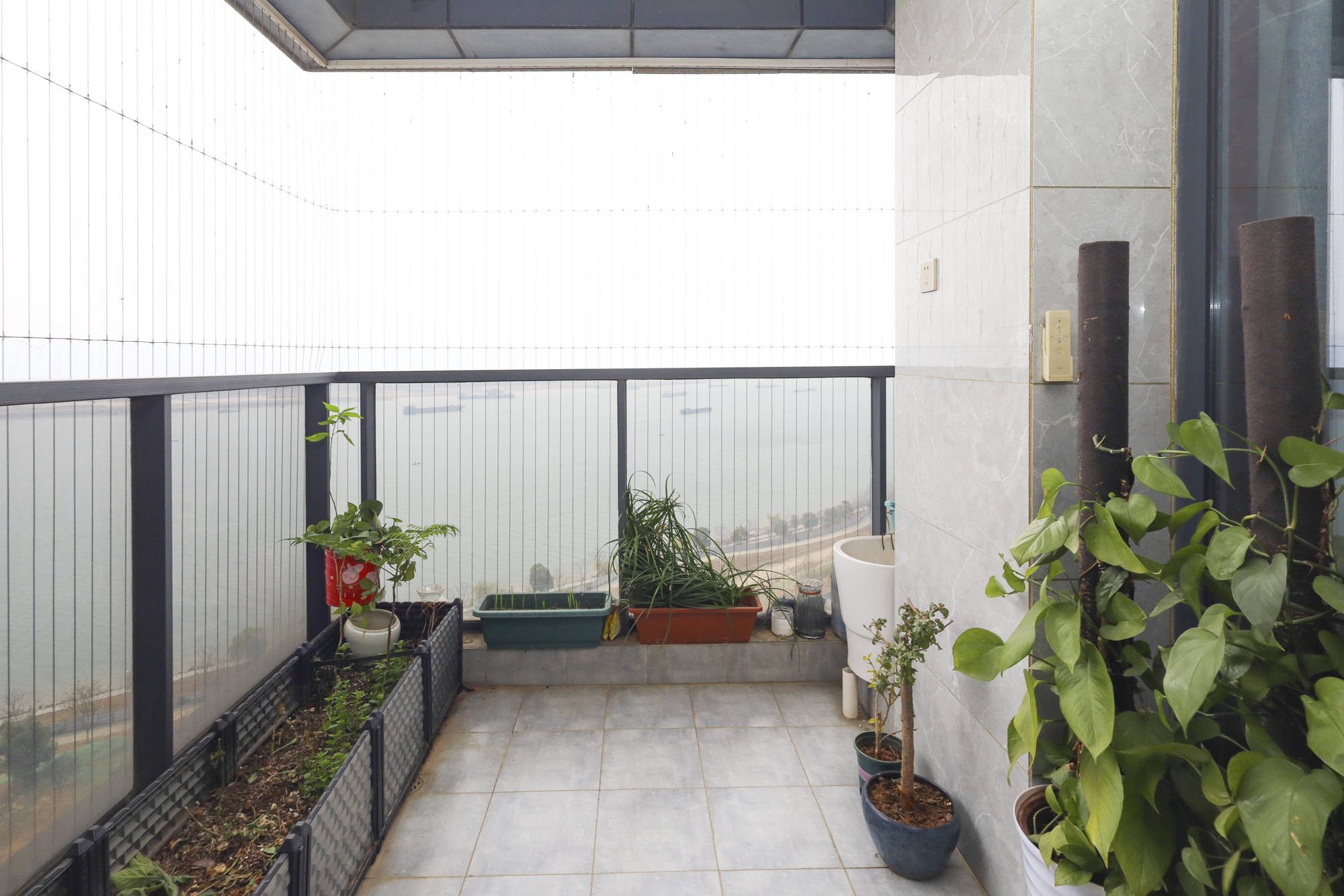 湘江壹号一二三期（创远湘江壹号）  4室2厅3卫    228.0万其他