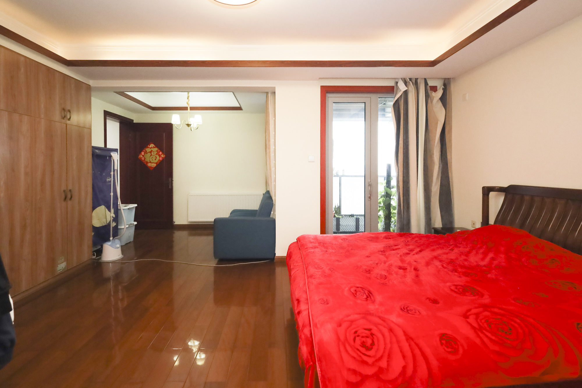 湘江壹号一二三期（创远湘江壹号）  4室2厅3卫    228.0万卧室