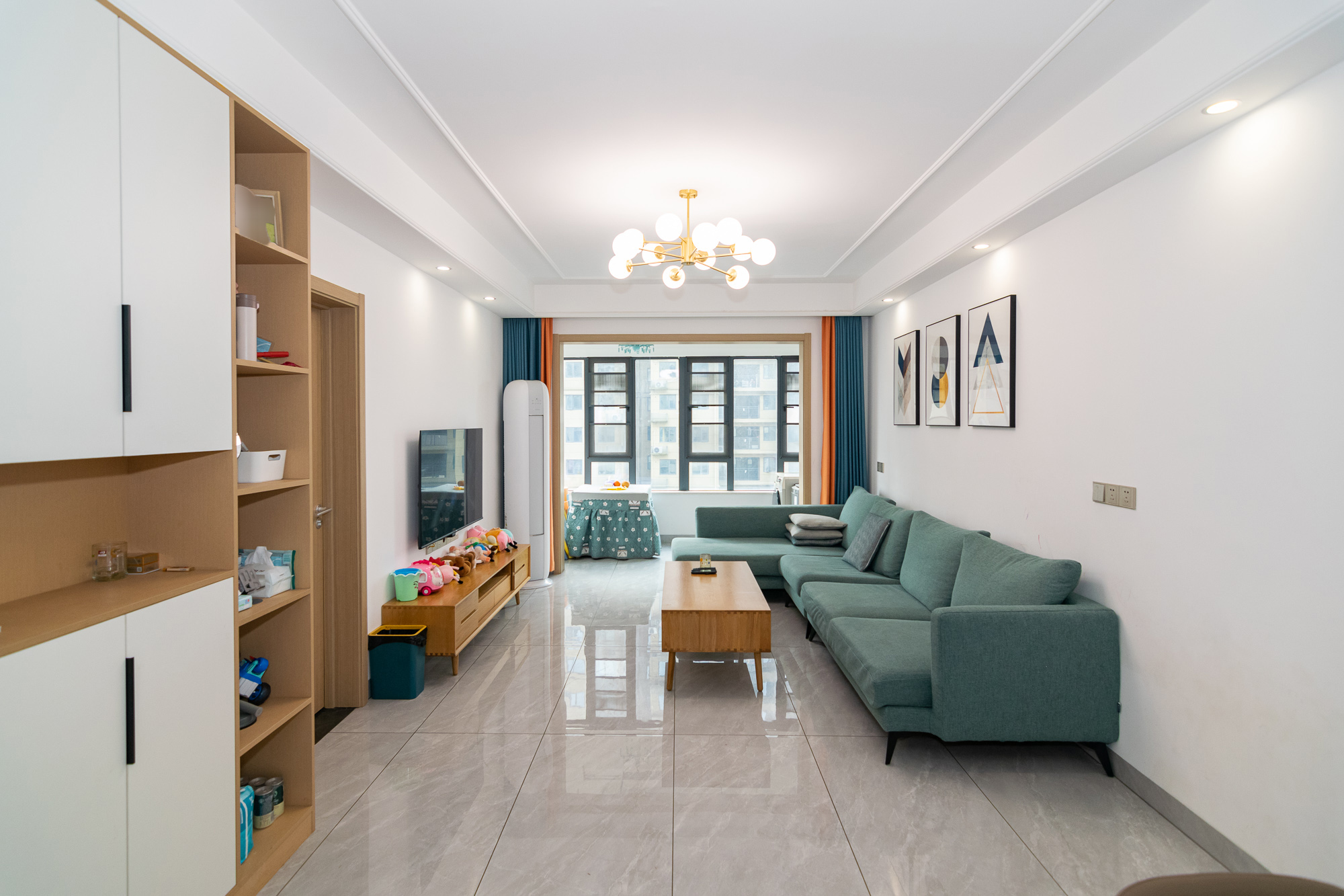 澳海月亮湾 3室2厅2卫 83.0万 澳海月亮湾 3室2厅2卫 83.0万客厅