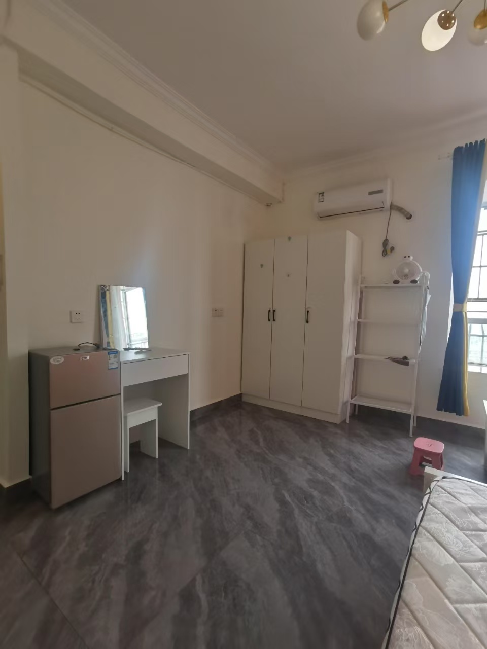 富兴金地大厦  1室1厅2卫    1780.0元/月 富兴金地大厦  1室1厅2卫    1780.0元/月室内图