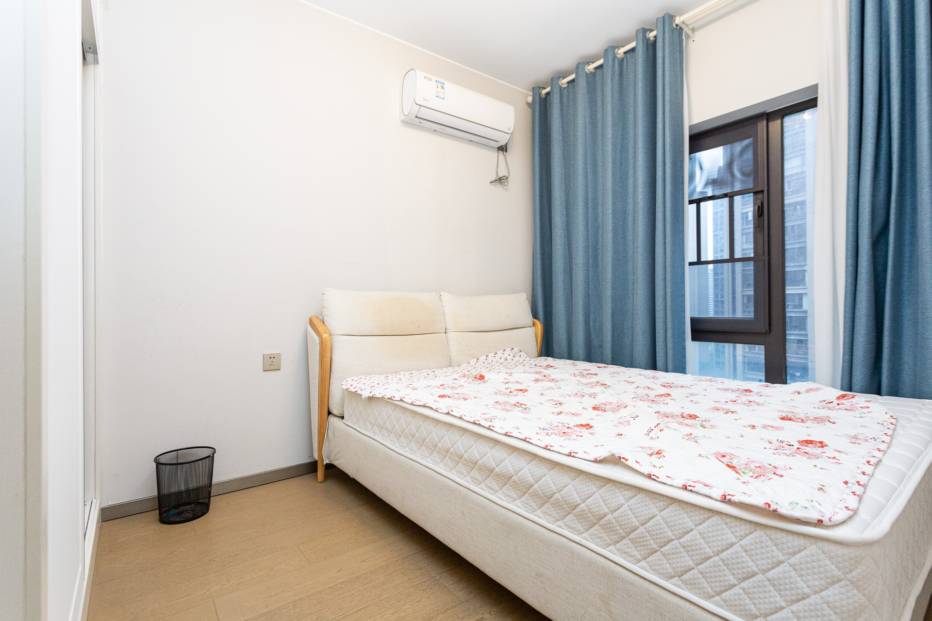 时代倾城四期 3室2厅2卫 110.0万 时代倾城四期 3室2厅2卫 110.0万卧室