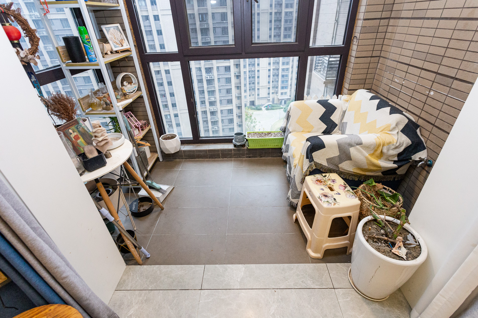 时代倾城四期 3室2厅2卫 110.0万 时代倾城四期 3室2厅2卫 110.0万阳台