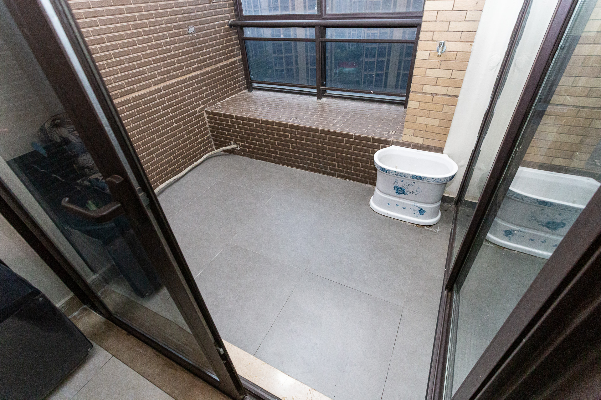 时代倾城一期 2室2厅1卫 65.0万 时代倾城一期 2室2厅1卫 65.0万阳台